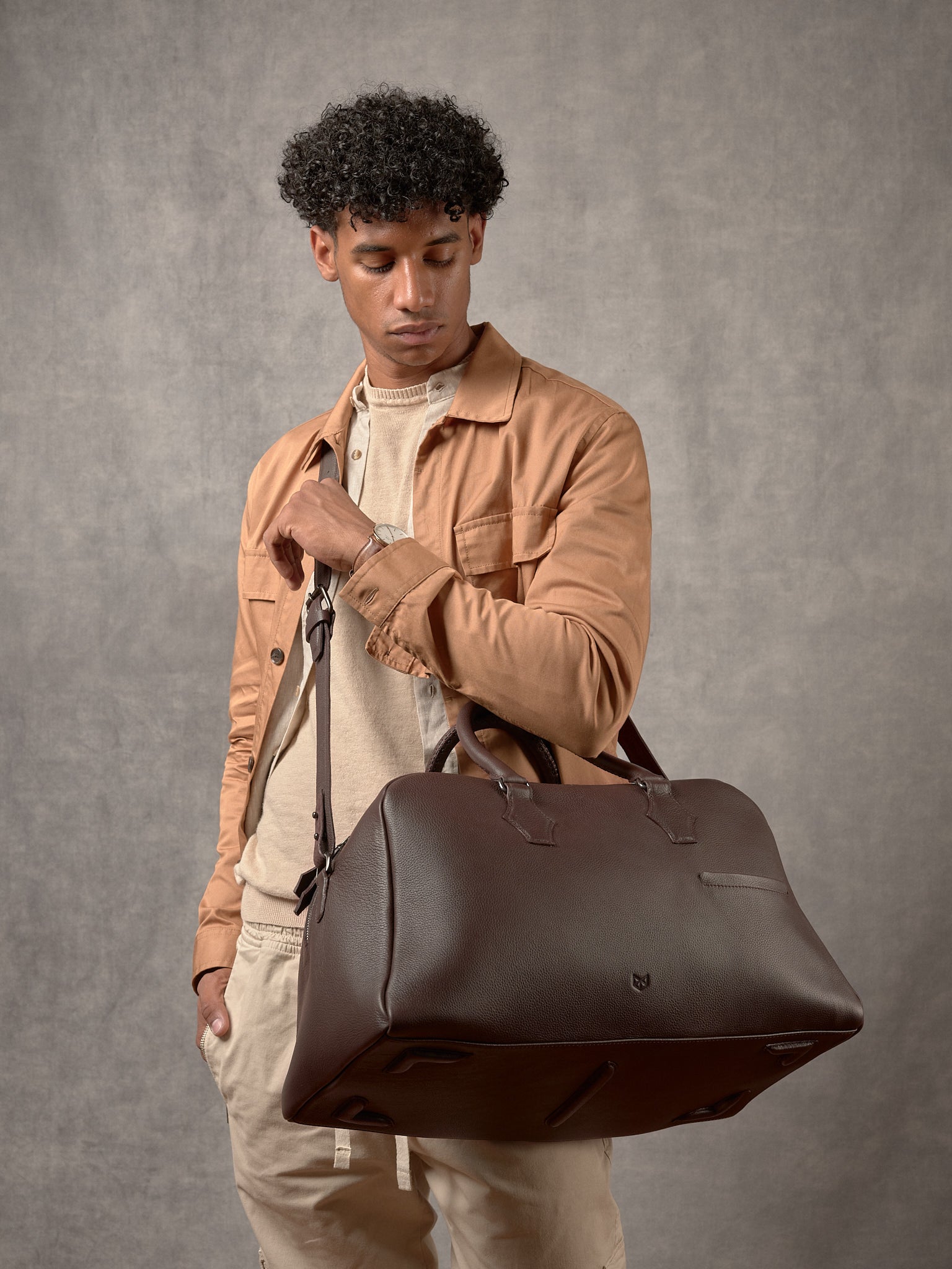 Duffle Bag. Weekender Bag Dark Brown by Capra Leather