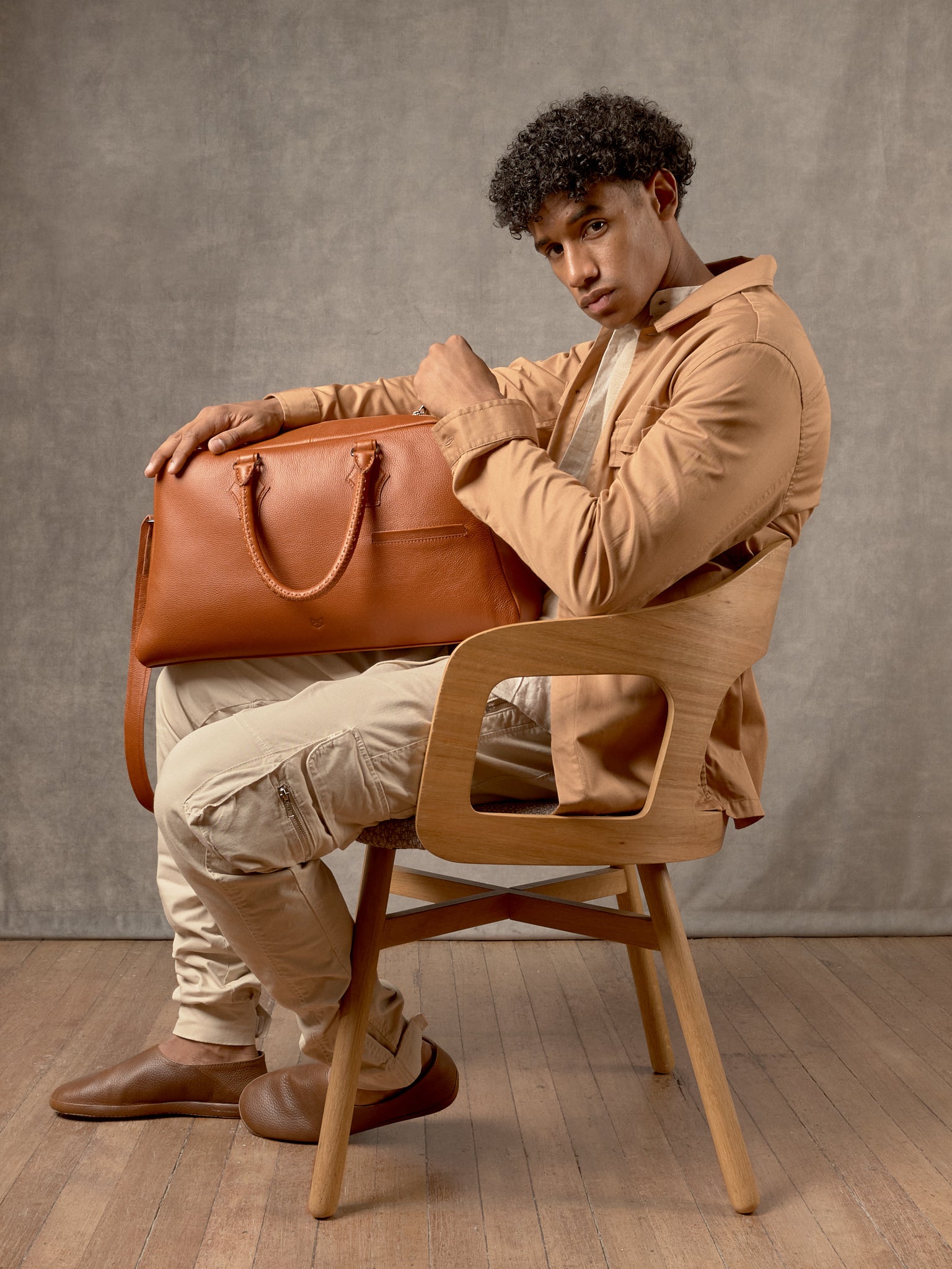 Mens Style. Leather Weekend Bag Tan by Capra Leather
