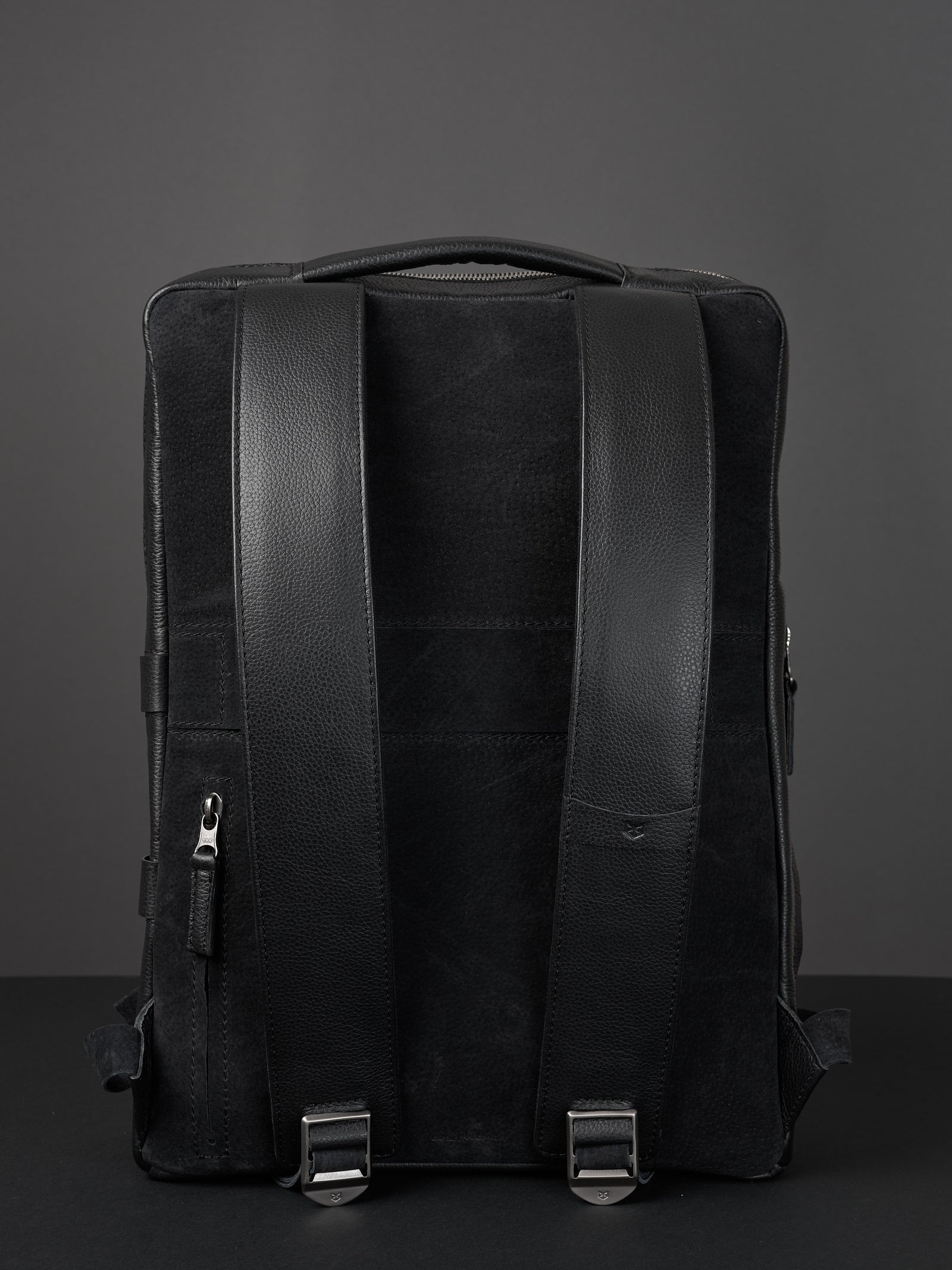 Suede and leather backpack made for men. Soft finish in leather. Comfortable and soft feeling. Premium materials. Made in leather by Capra Leather.