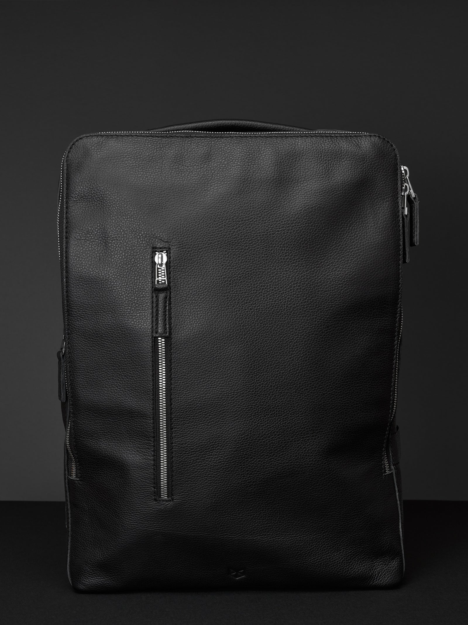 Suede and leather backpack made for men. Soft finish in leather. Comfortable and soft feeling. Leather accessories for men. Premium materials. Made in leather by Capra Leather.