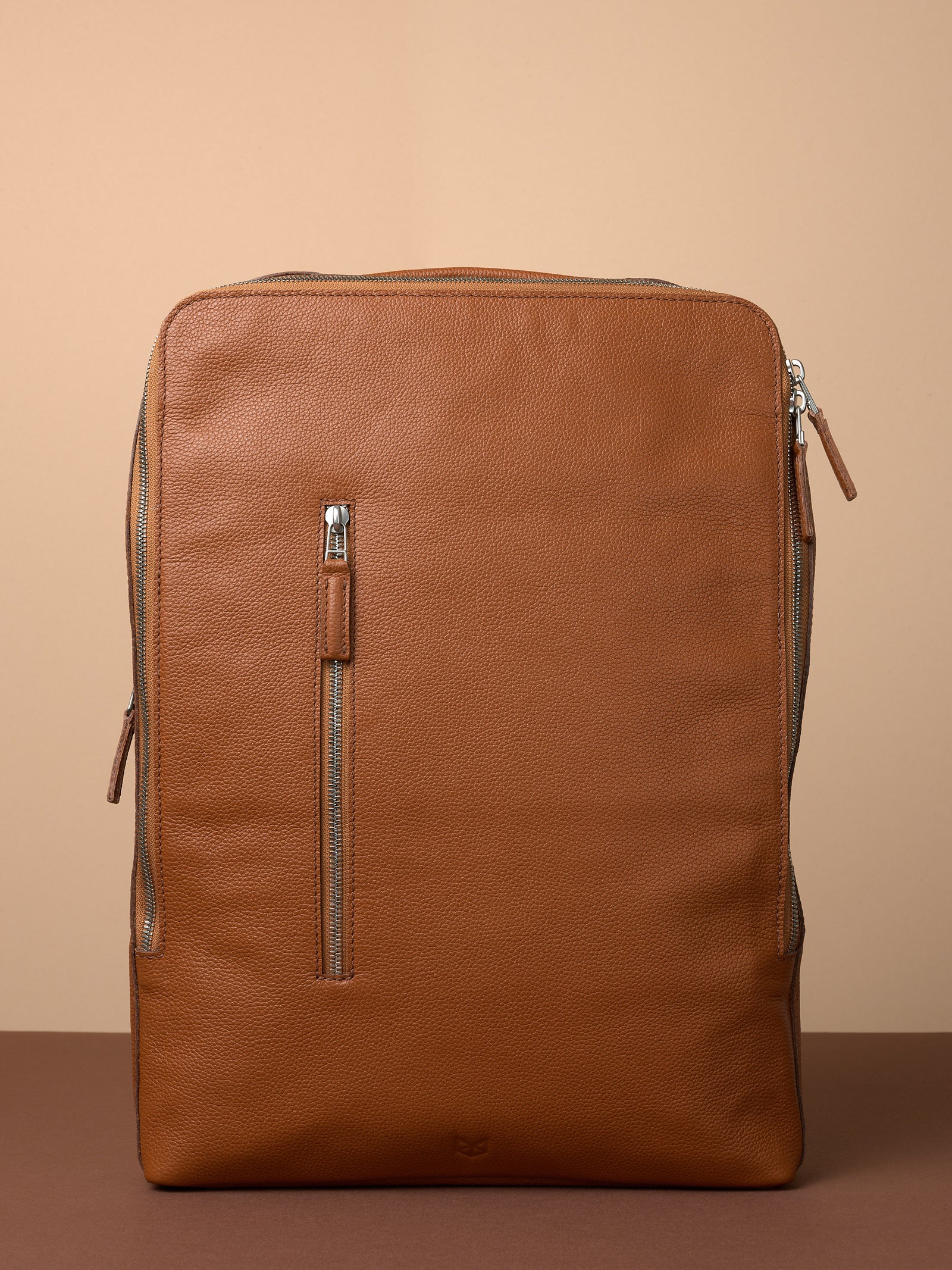 Suede and leather backpack made for men. Soft finish in leather. Comfortable and soft feeling. Leather accessories for men. Premium materials. Made in leather by Capra Leather.