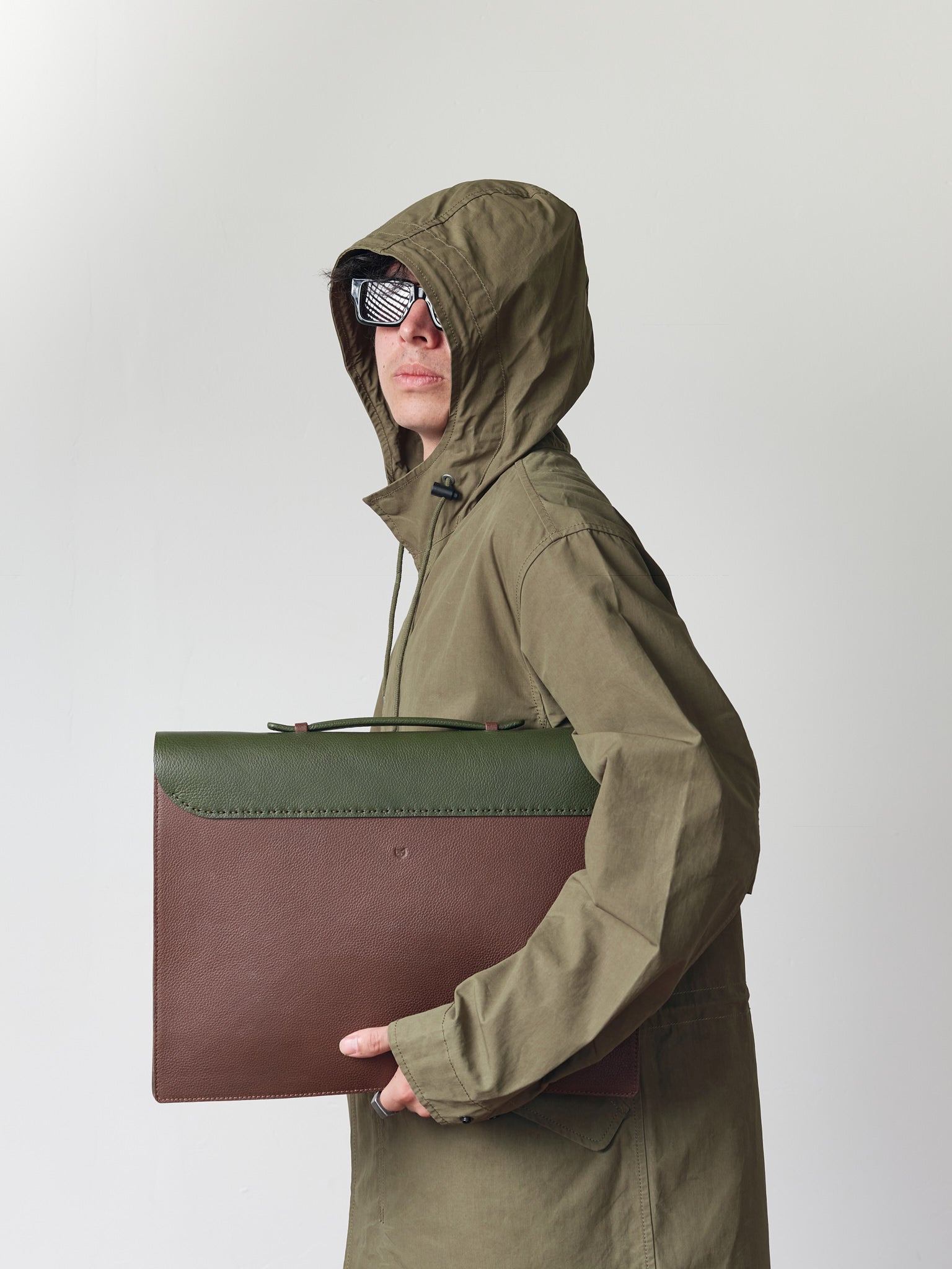 Button Portfolio Forest Bi Tone by Capra Leather