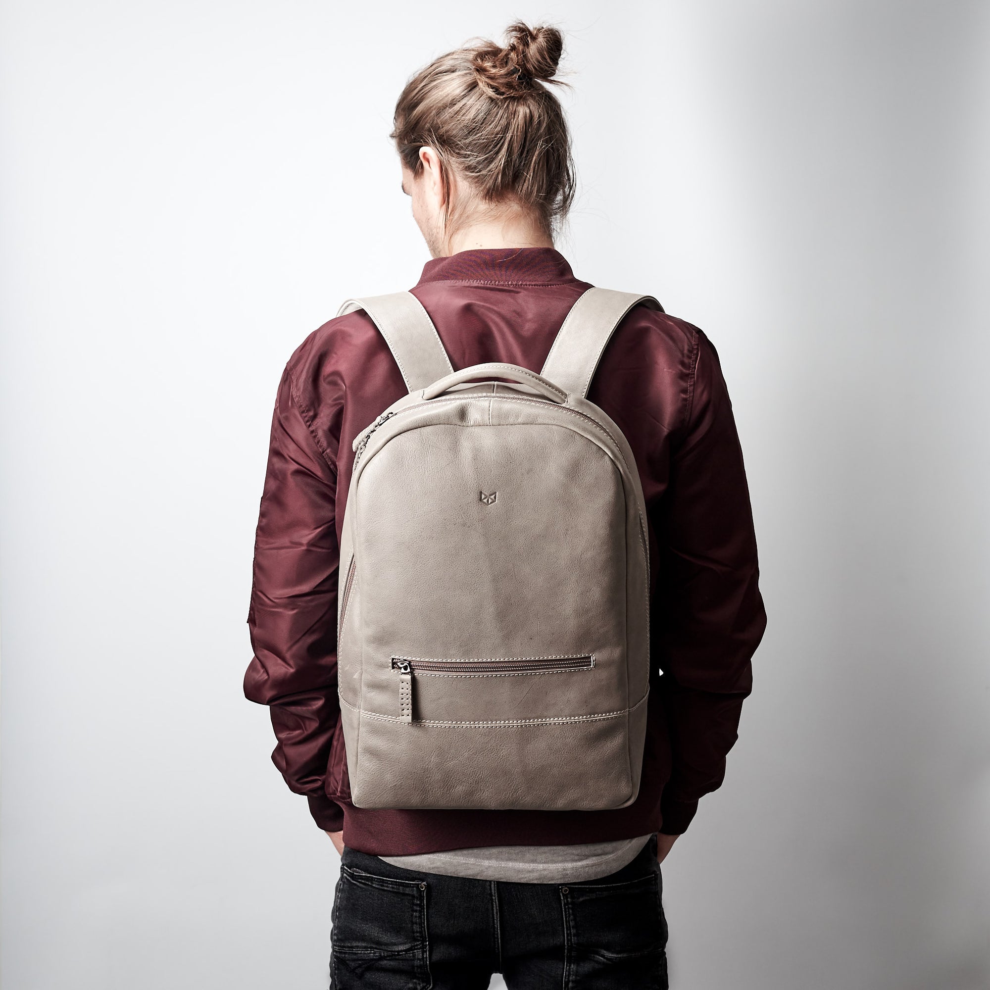 bisonte laptop backpack grey by capra leather