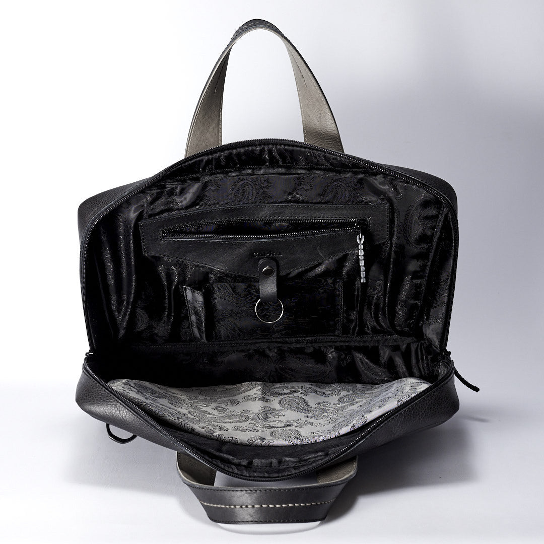 Interior pockets. Macbook Pro inside pocket. Minimalist designer workbag