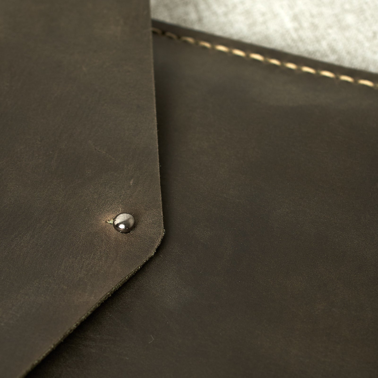 Silver Pin. iPad Sleeve. iPad Leather Case Green With Apple Pencil Holder by Capra Leather