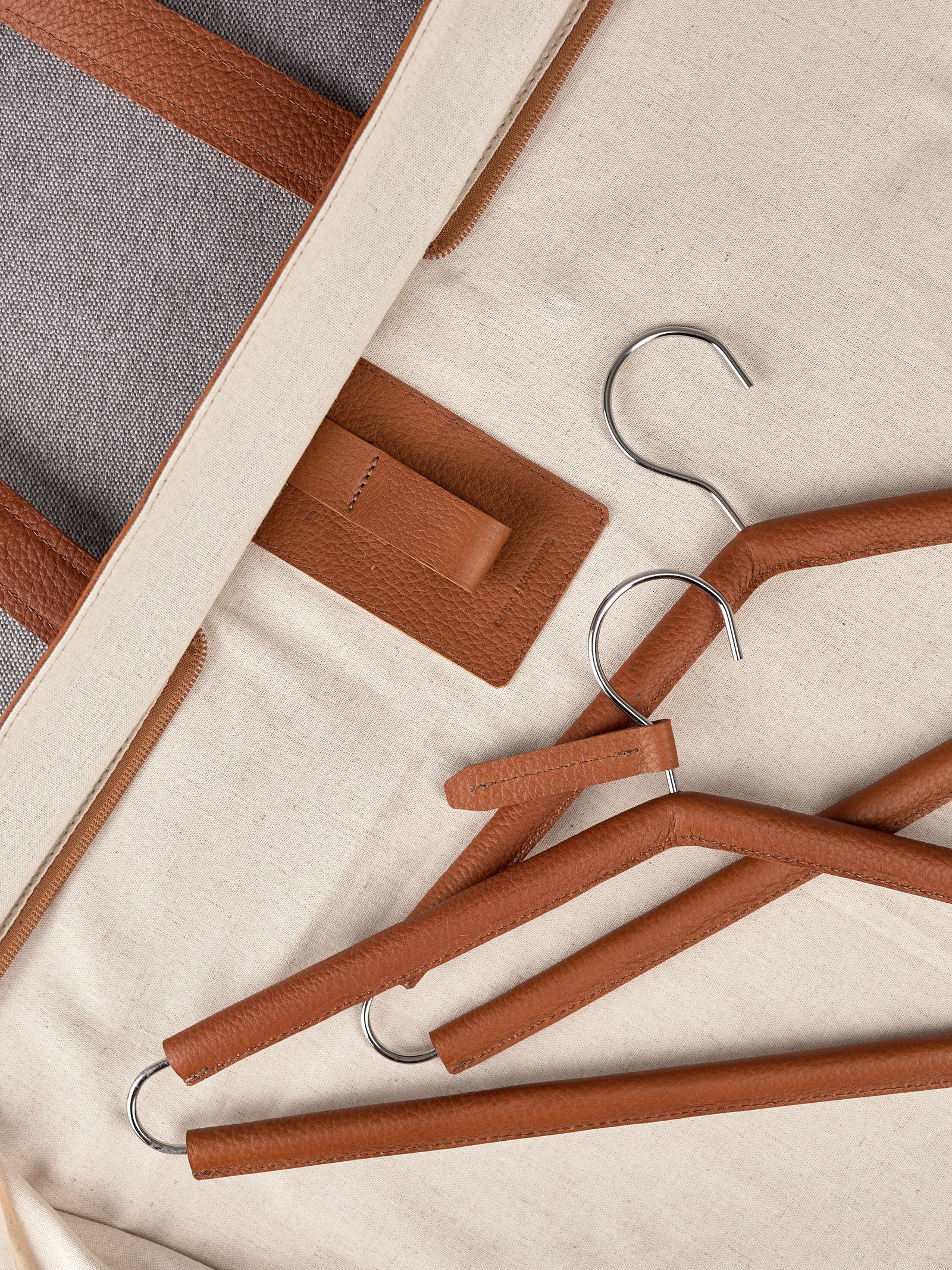 Best Suit Bag Tan by Capra Leather