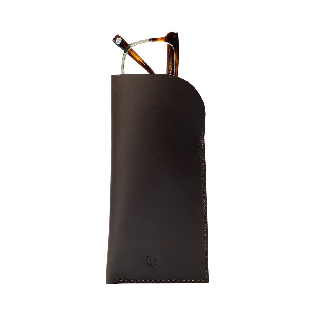 Handmade marron leather glasses case for men.