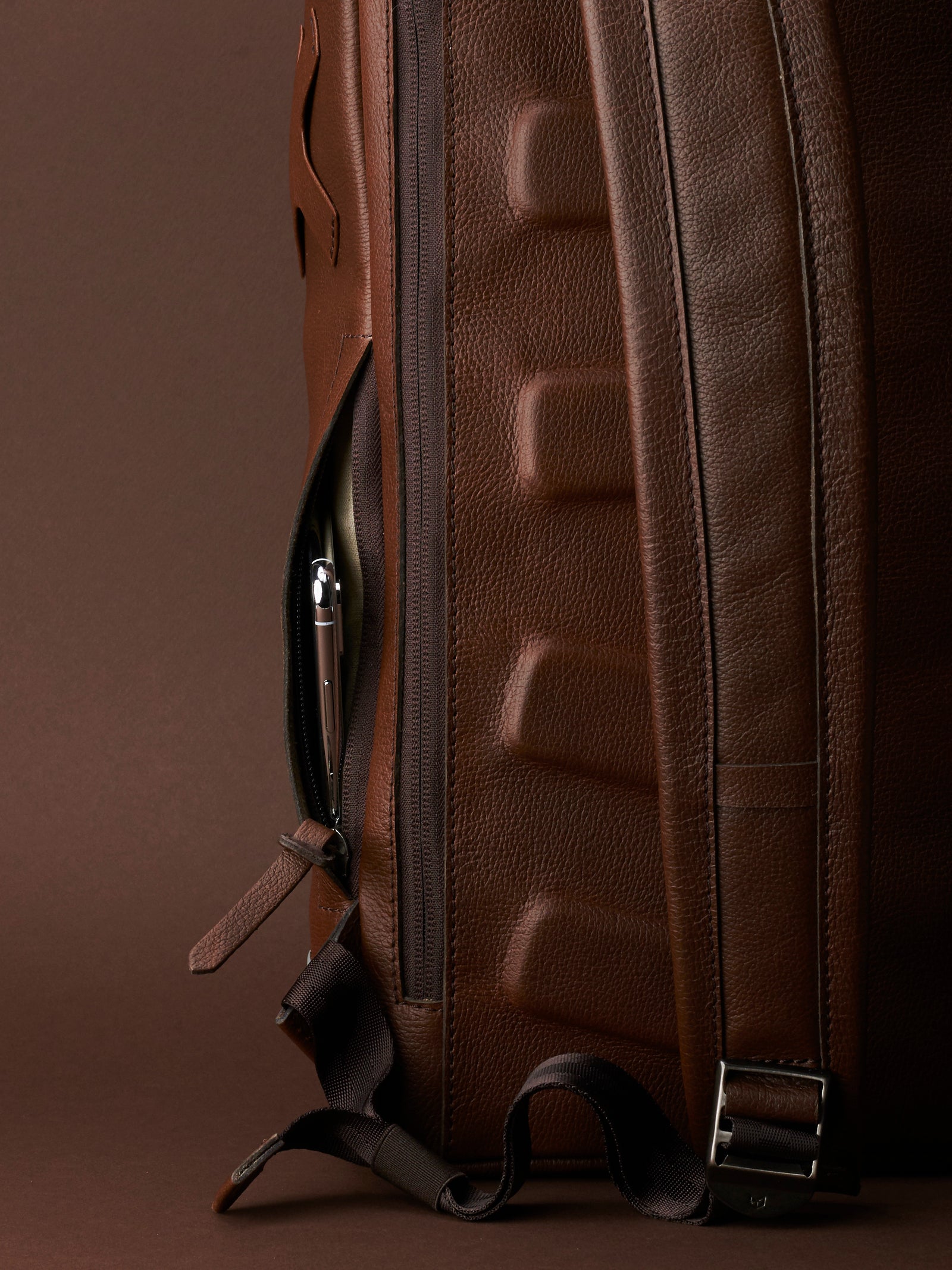 mens cycling backpack brown by capra leather