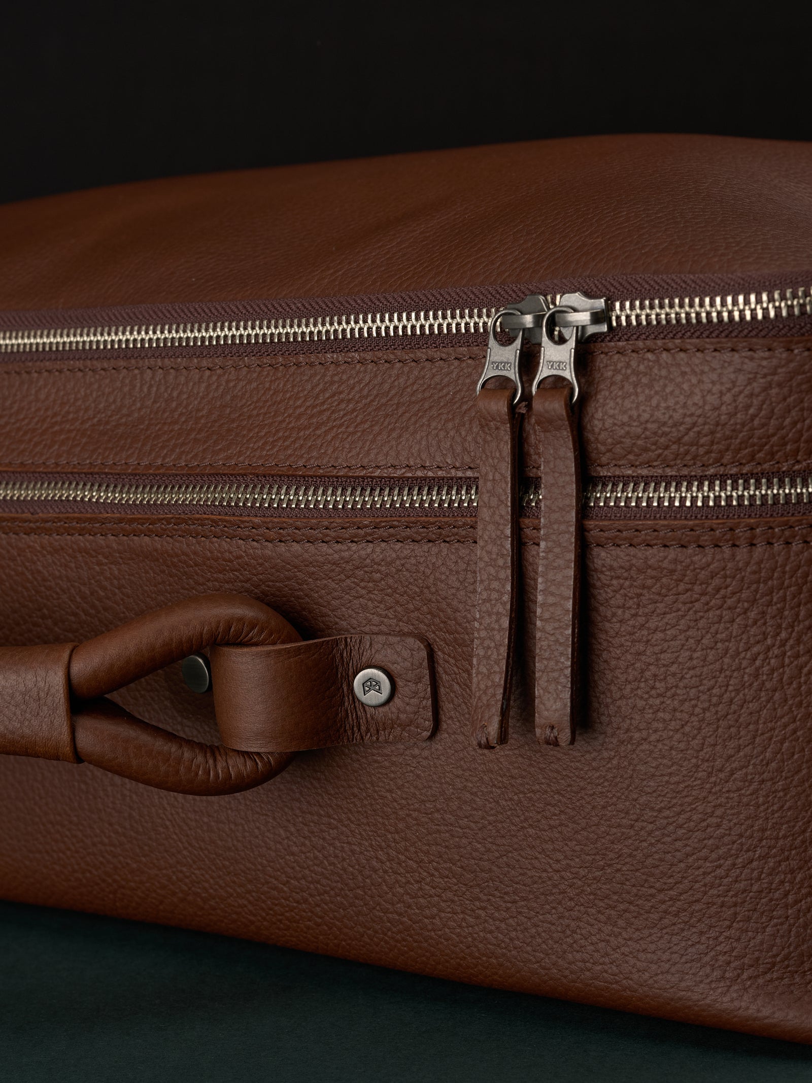 YKK zippers large duffle bag brown by Capra Leather