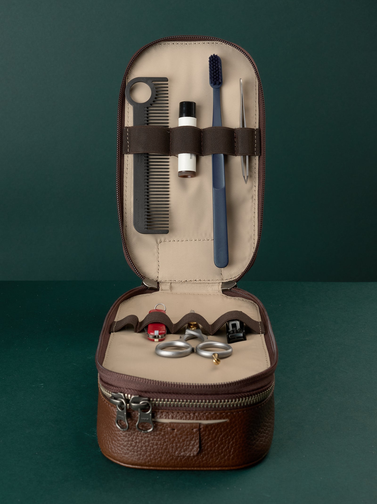 Gromming essentials leather dopp kit by Capra