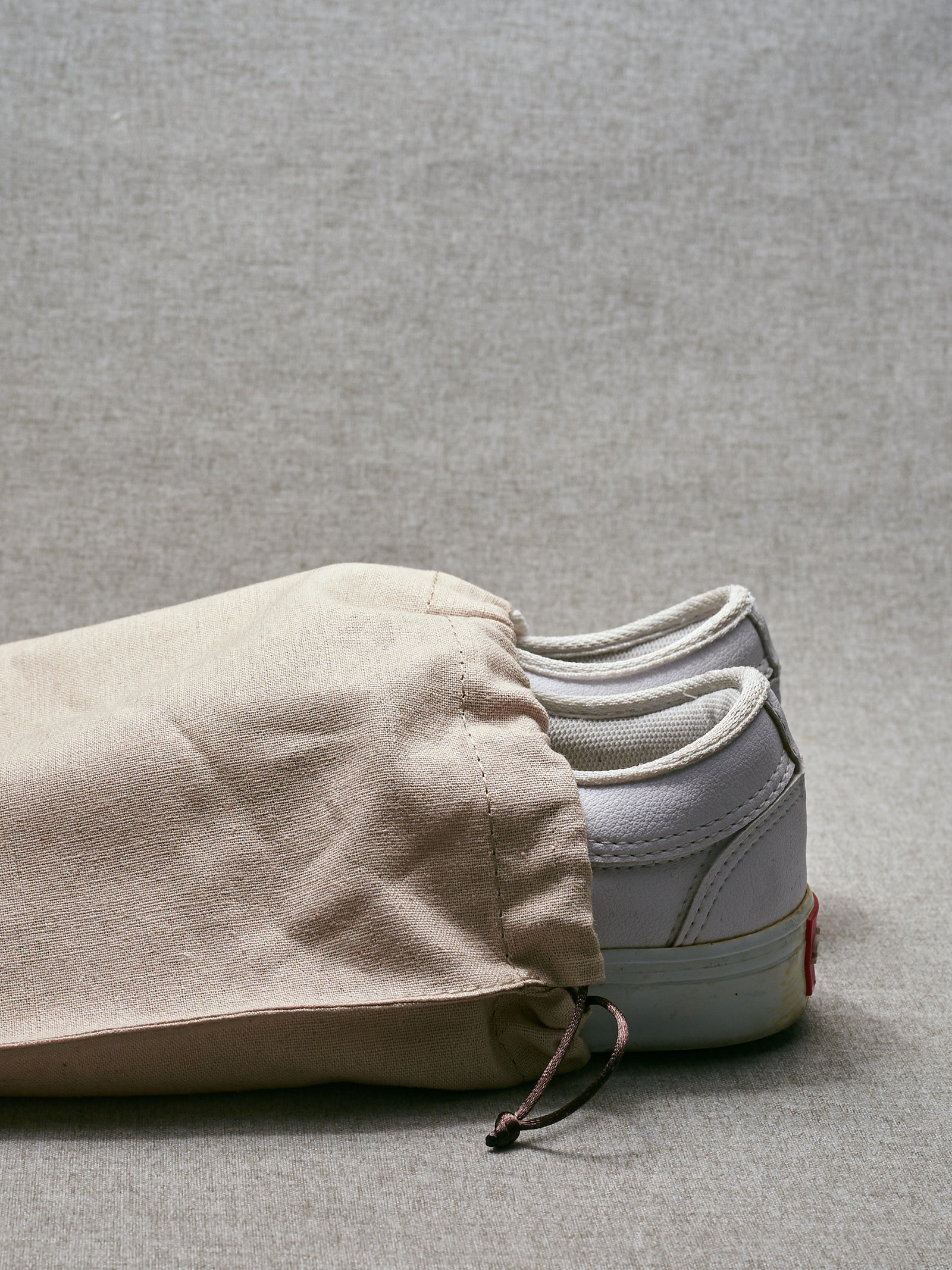 Linen Shoe Bag. Substantial Duffle Bag Grey by Capra Leather