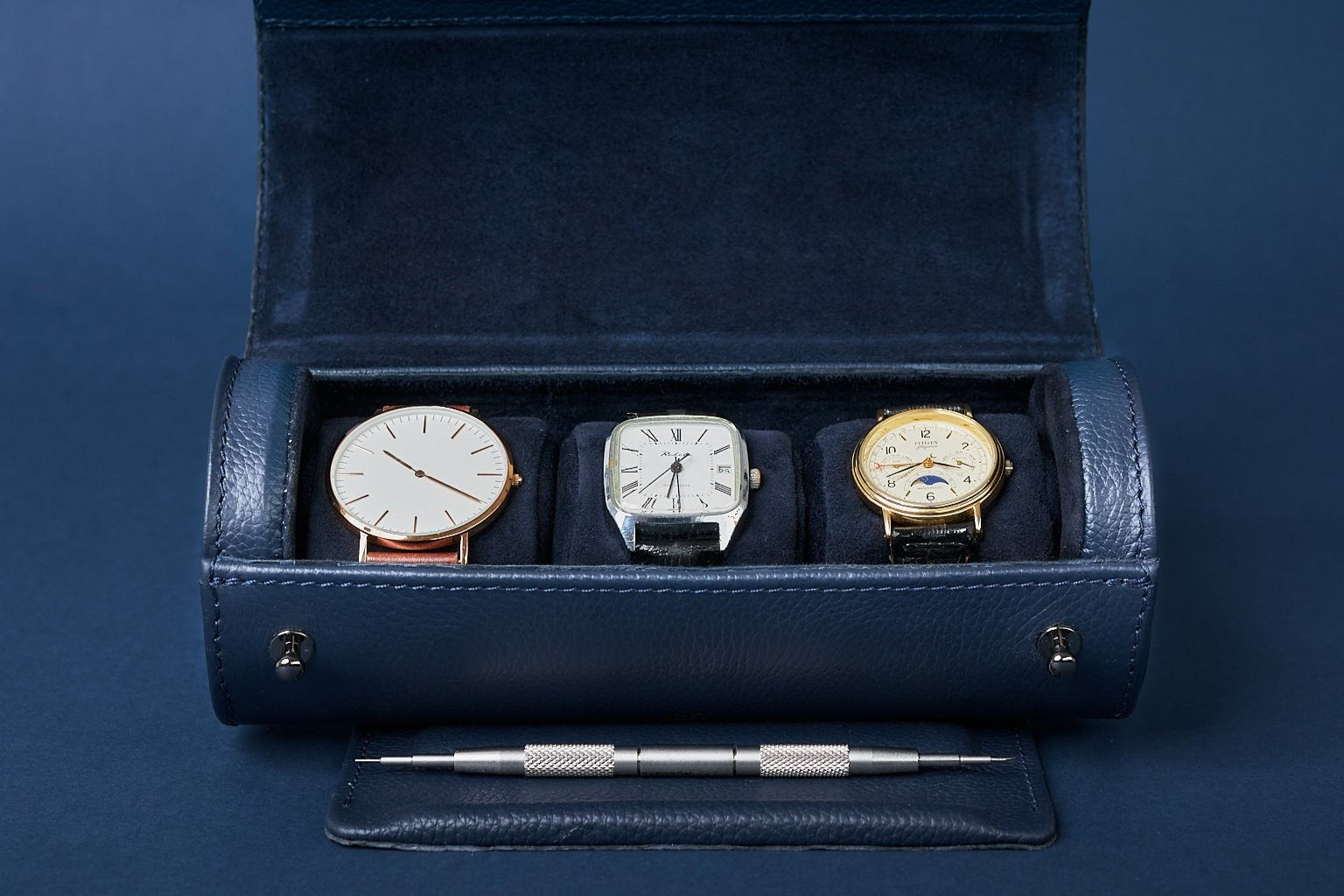 Travel watch case black by Capra Leather