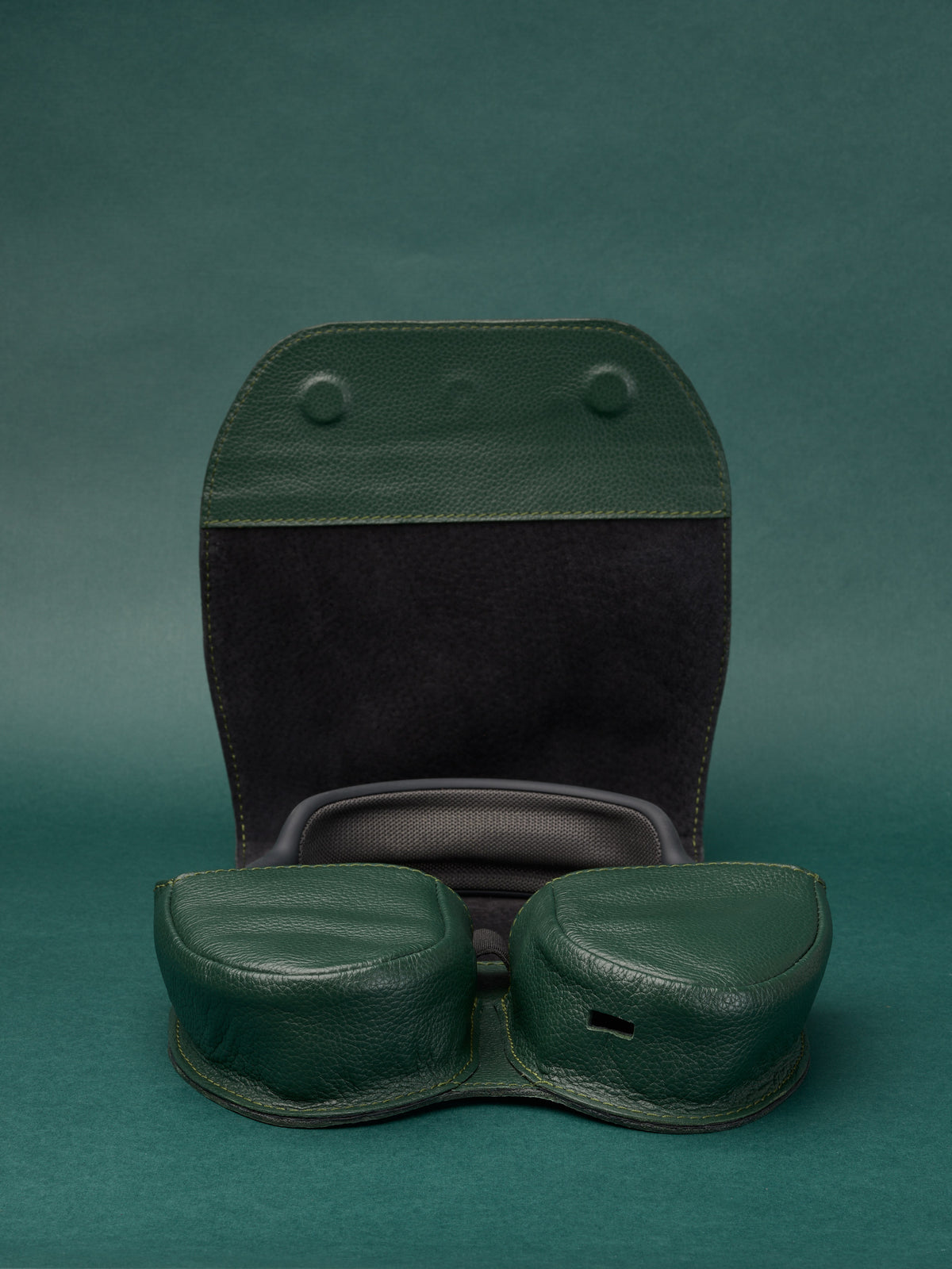 AirPods Max Case · Green