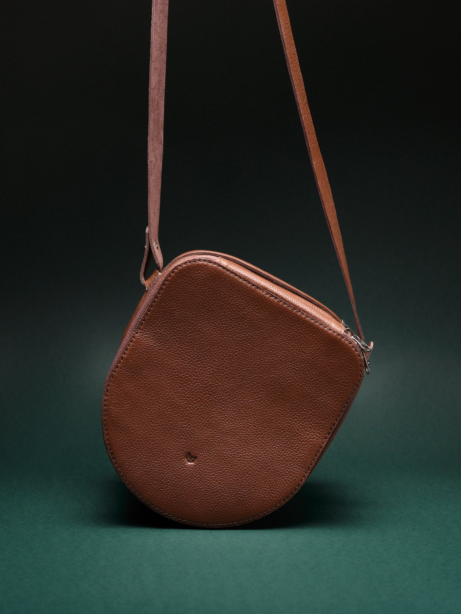 Removable Shoulder Strap. Apple Virtual Reality Headset. Carry Case Brown by Capra Leather