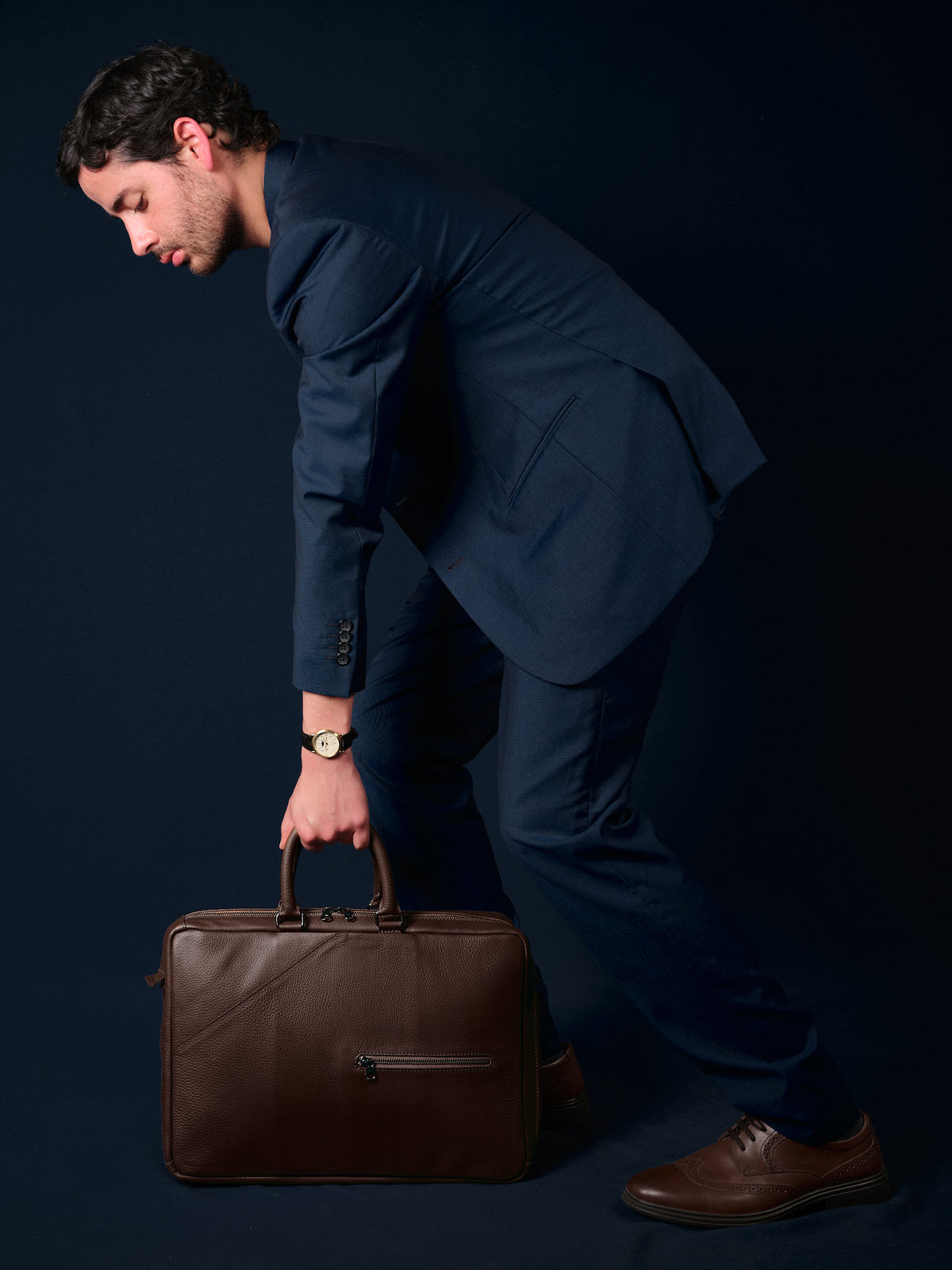 Elegant cylindrical handles. Briefcase Laptop Dark Brown by Capra Leather