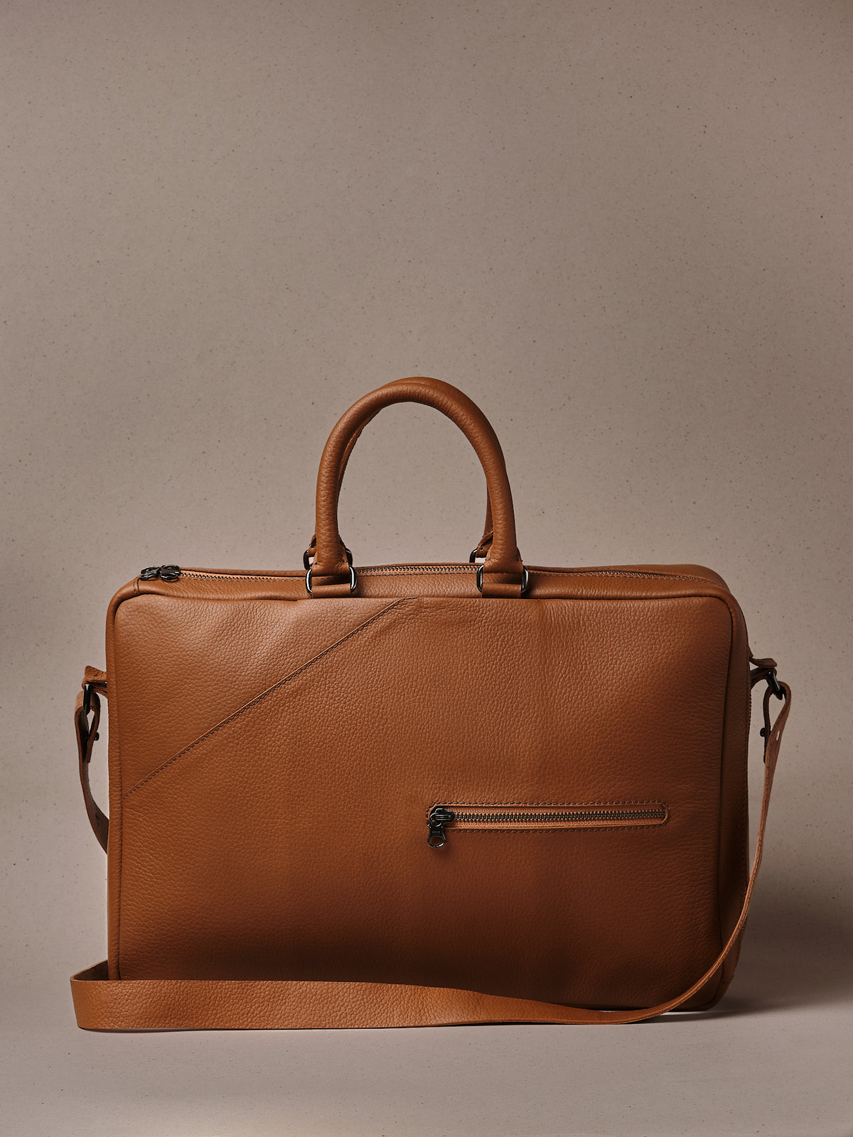 Quick access pocket. Removable shoulder strap. Laptop Briefcase Tan by Capra Leather