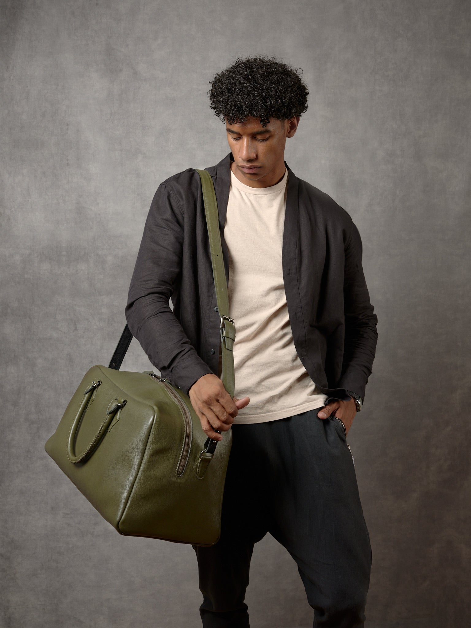 Mens Fashion. Weekend Bag Green by Capra Leather