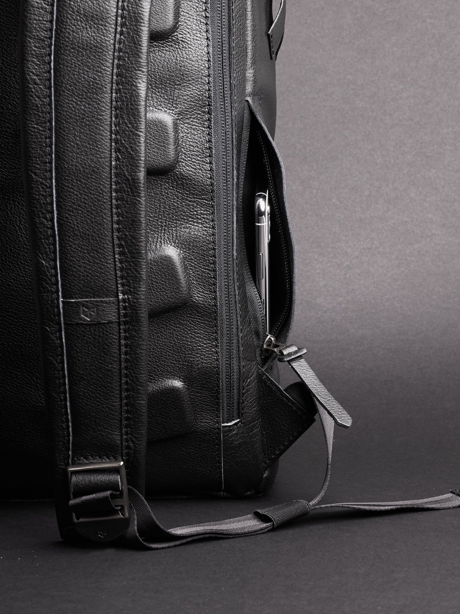 Camouflaged pockets. Oxye Bike Backpack by Capra Leather