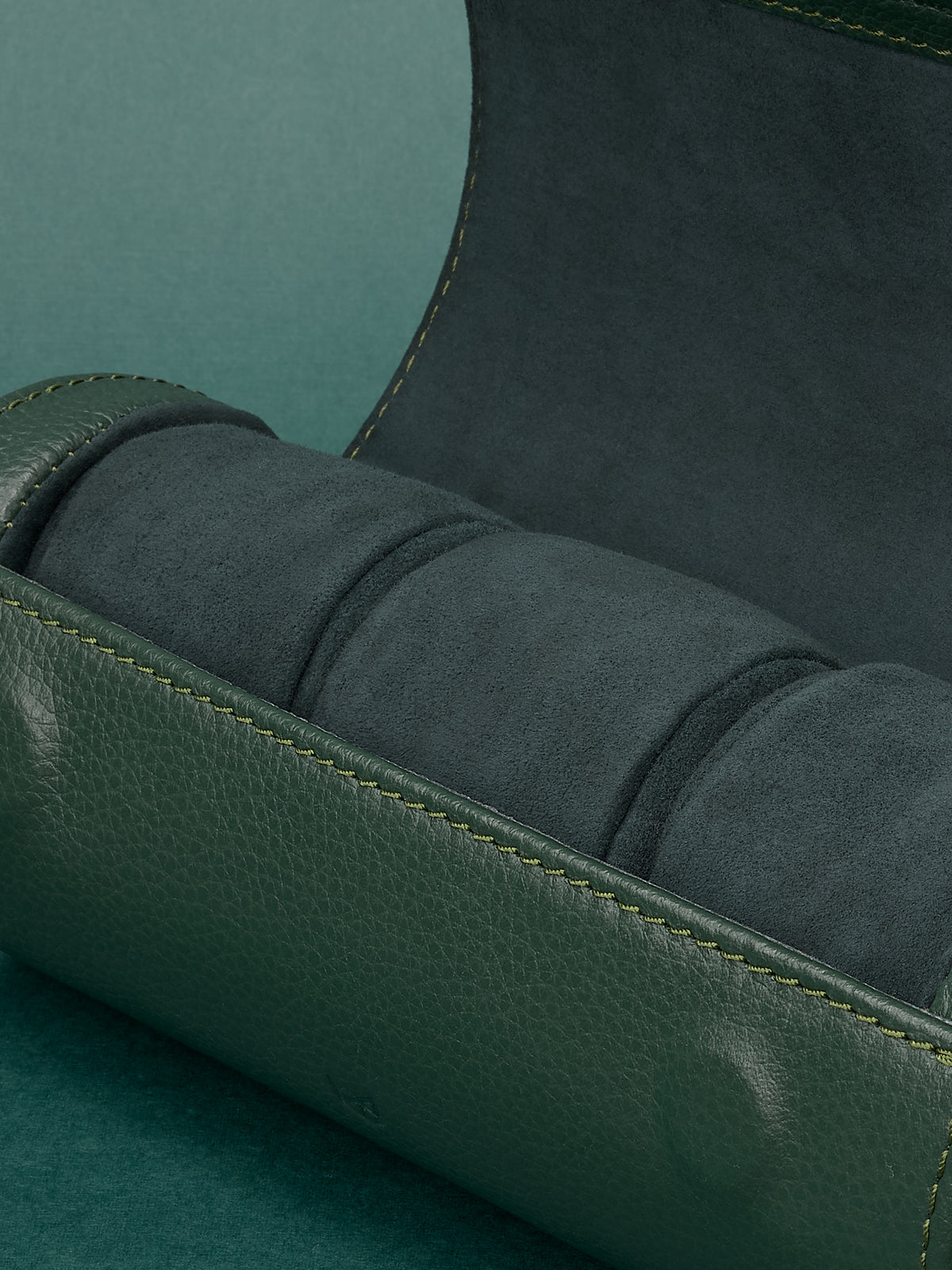 Premium watch case. Suede pillows. Semi hard case for watches made in leather and suede for comfort and protection. Made by Capra Leather.