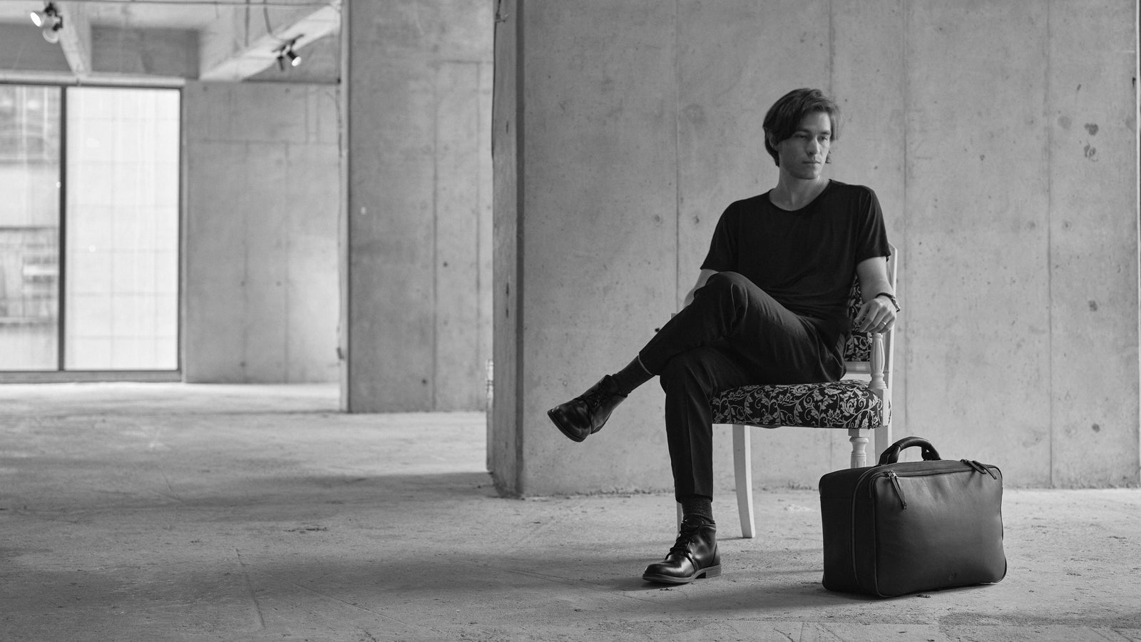 Weekender duffle bag for men by Capra Leather