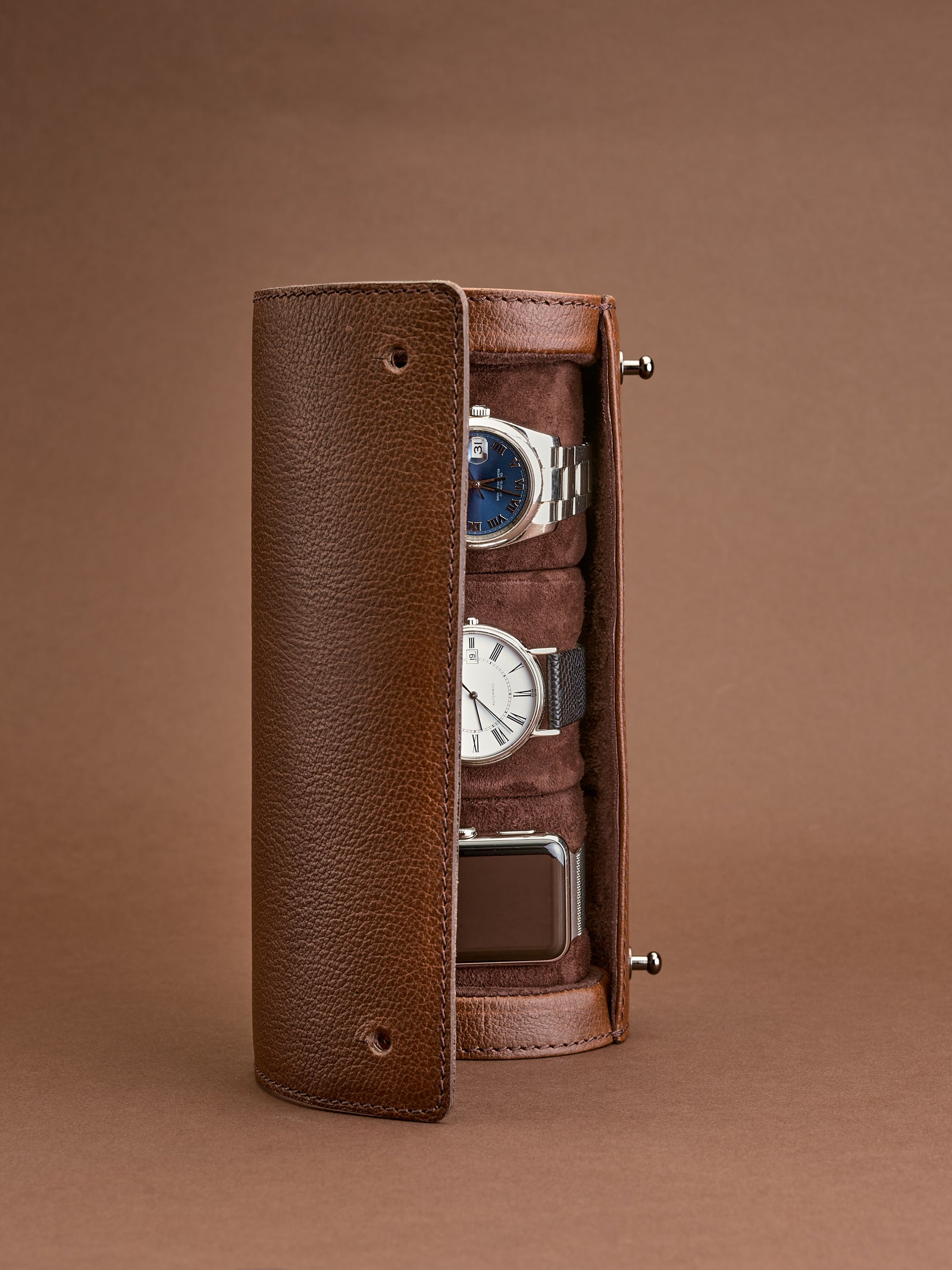 brown leather watch case for travel by capra