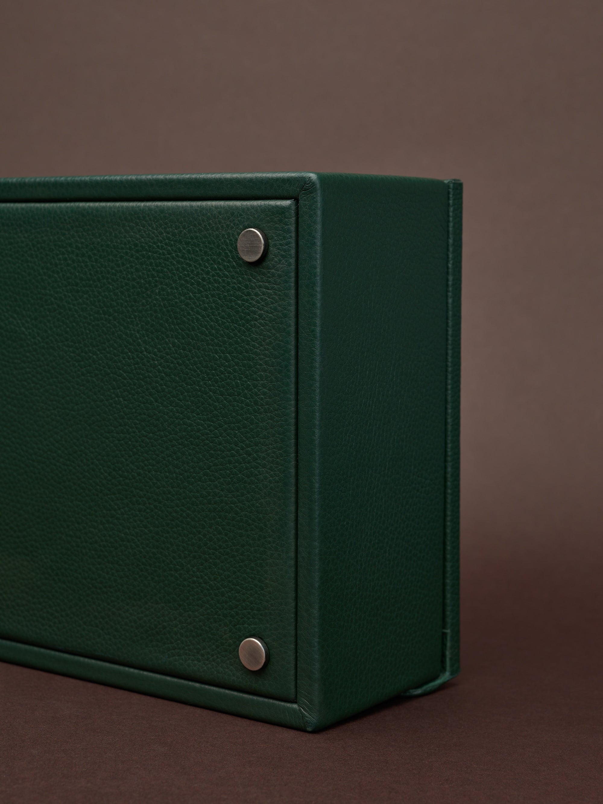 Metallic feet. Watch Box Made with Fine Leather. Box for Watches Green by Capra Leather.