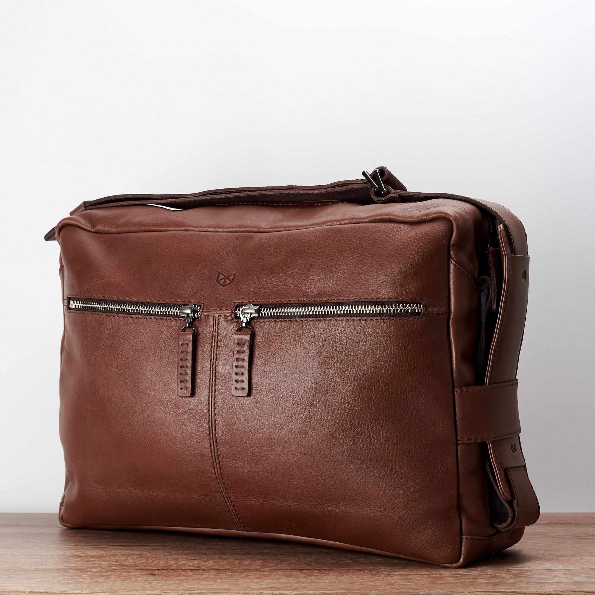 Front pockets. Brown handmade leather messenger bag for men. Commuter bag, laptop leather bag by Capra Leather.