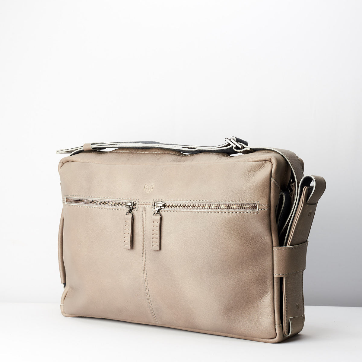 2 pocket messenger bag. Grey handmade leather messenger bag for Men by Capra Leather. Macbook Pro 13 inch 15 inch leather bag. Unique mens bag 