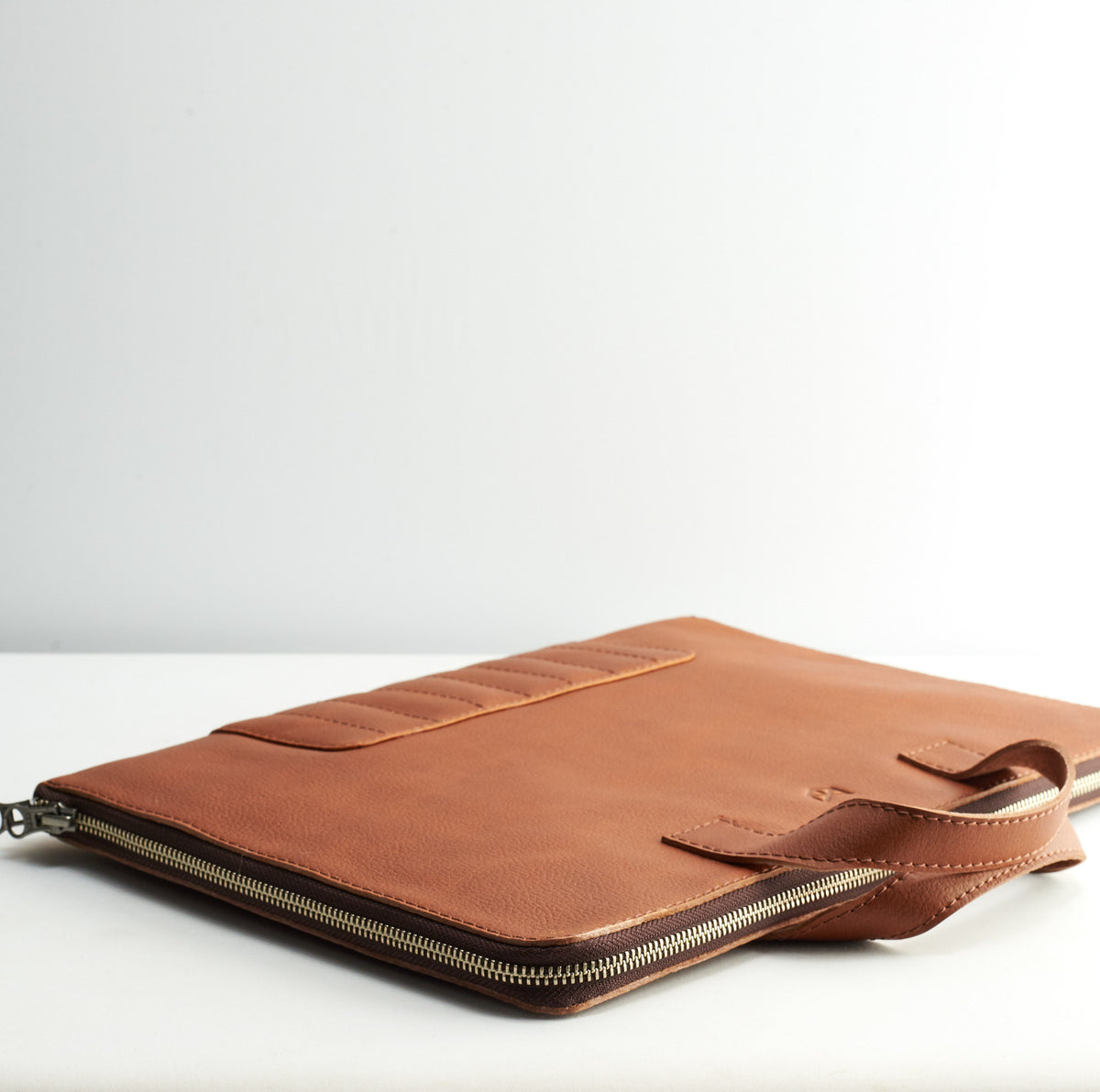 Slim briefcase. Tan laptop portfolio. Business document organizer for men.