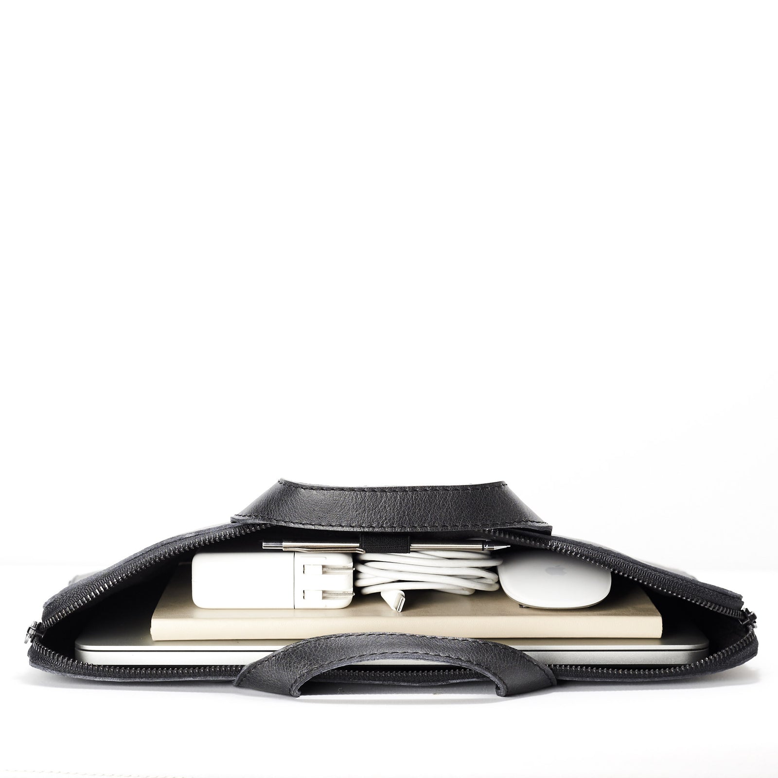 Tech storage. Black Laptop Portfolio. Business Document Organizer by Capra Leather