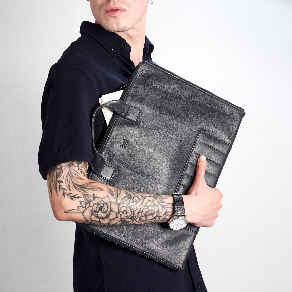 Style. Black Laptop Portfolio. Business Document Organizer by Capra Leather