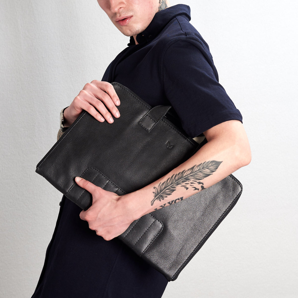 Styling. Black Laptop Portfolio. Business Document Organizer by Capra Leather