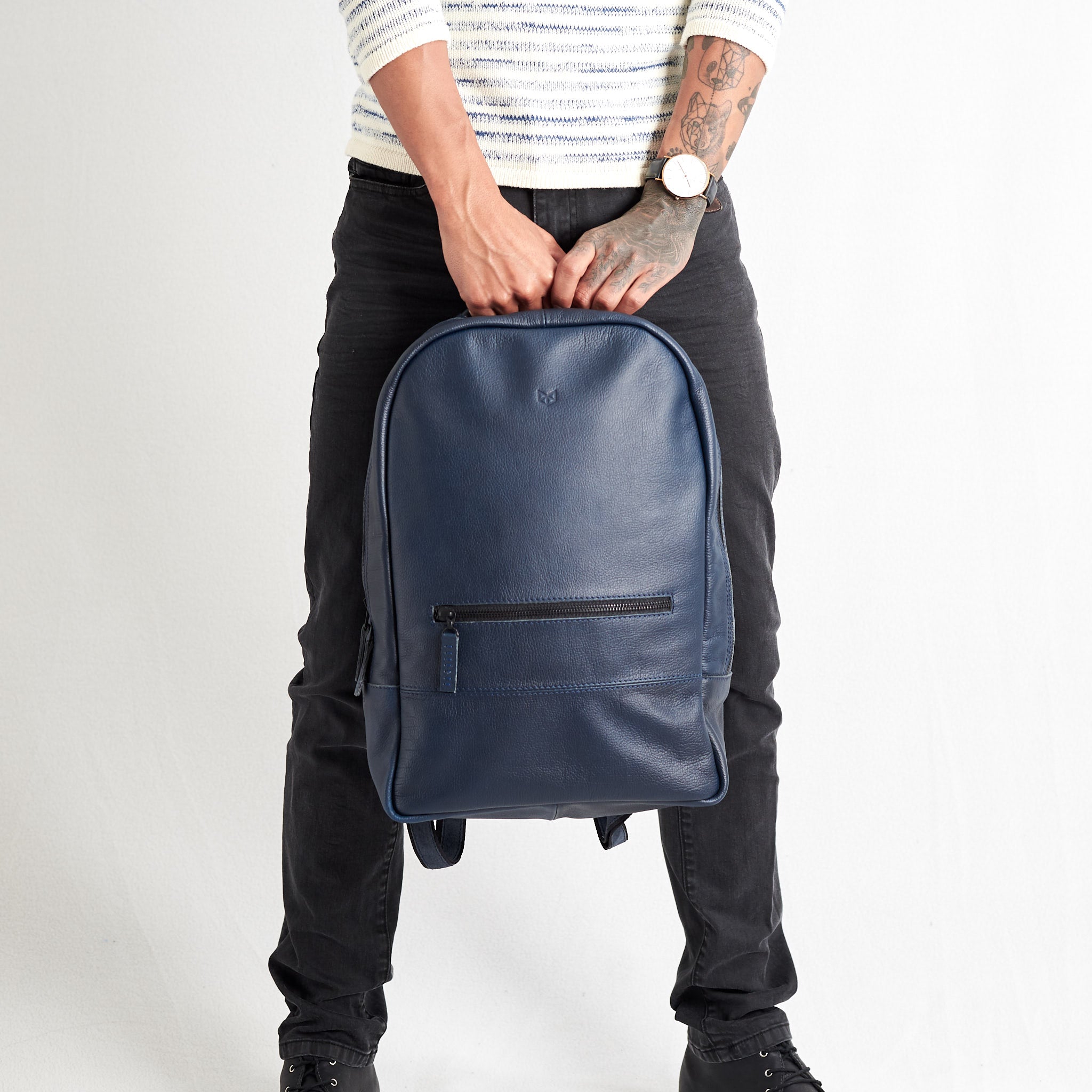 Bisonte Backpack · Navy With Strap / With Extra Organization / No Thanks
