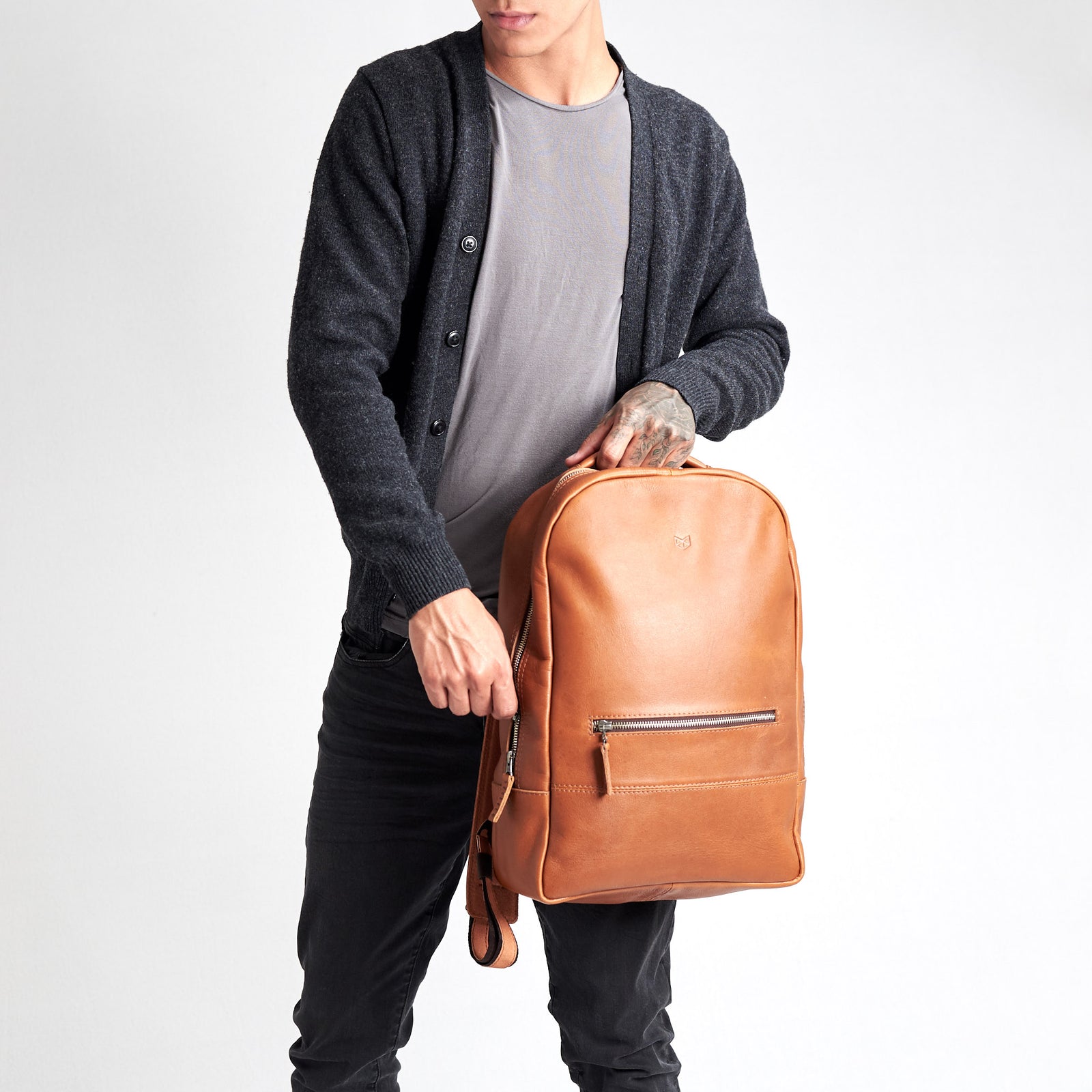 bisonte laptop backpack tan by capra leather