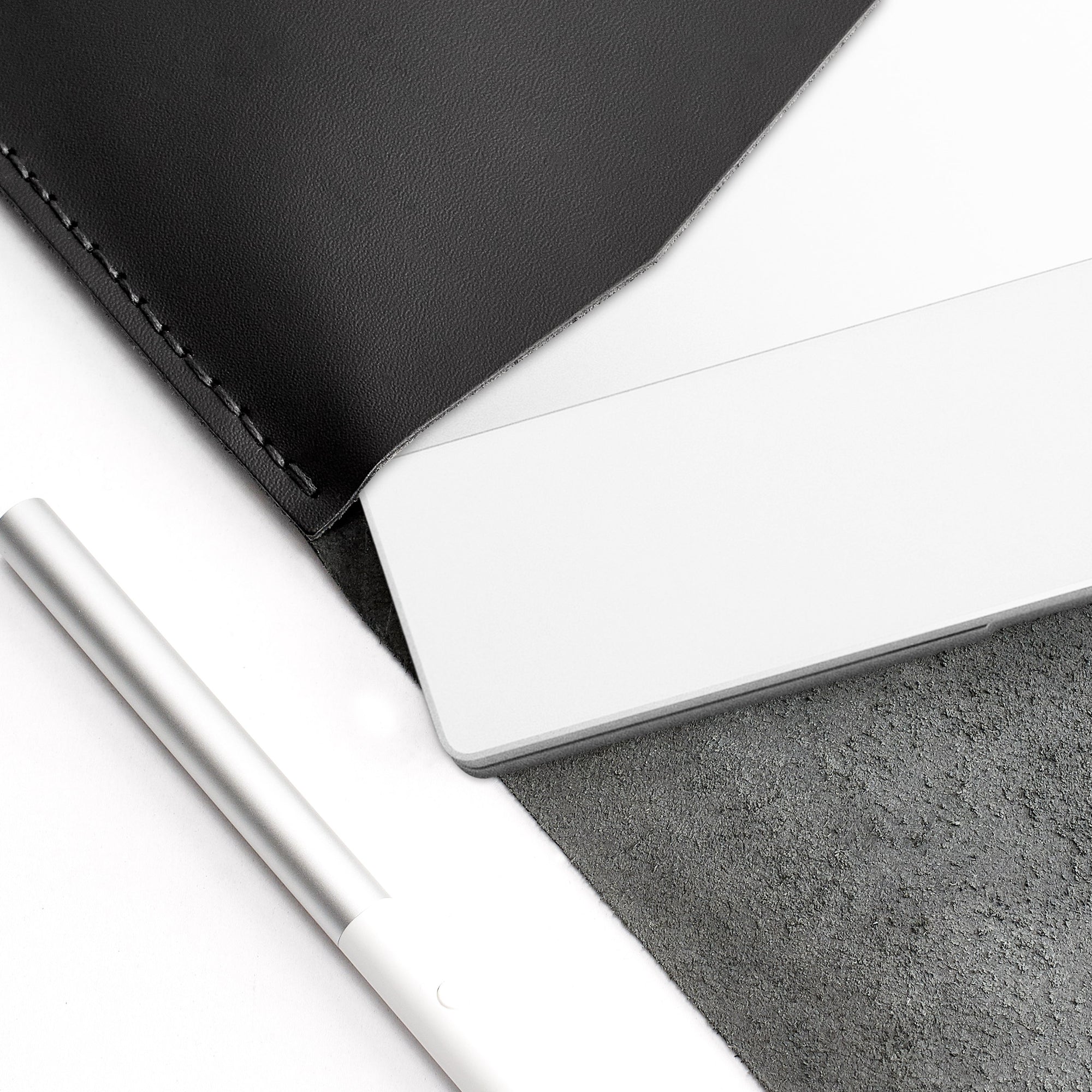 Handstitch detail. Google Pixel Slate Black leather case with pen holder. Pixel Slate laptop mens folio