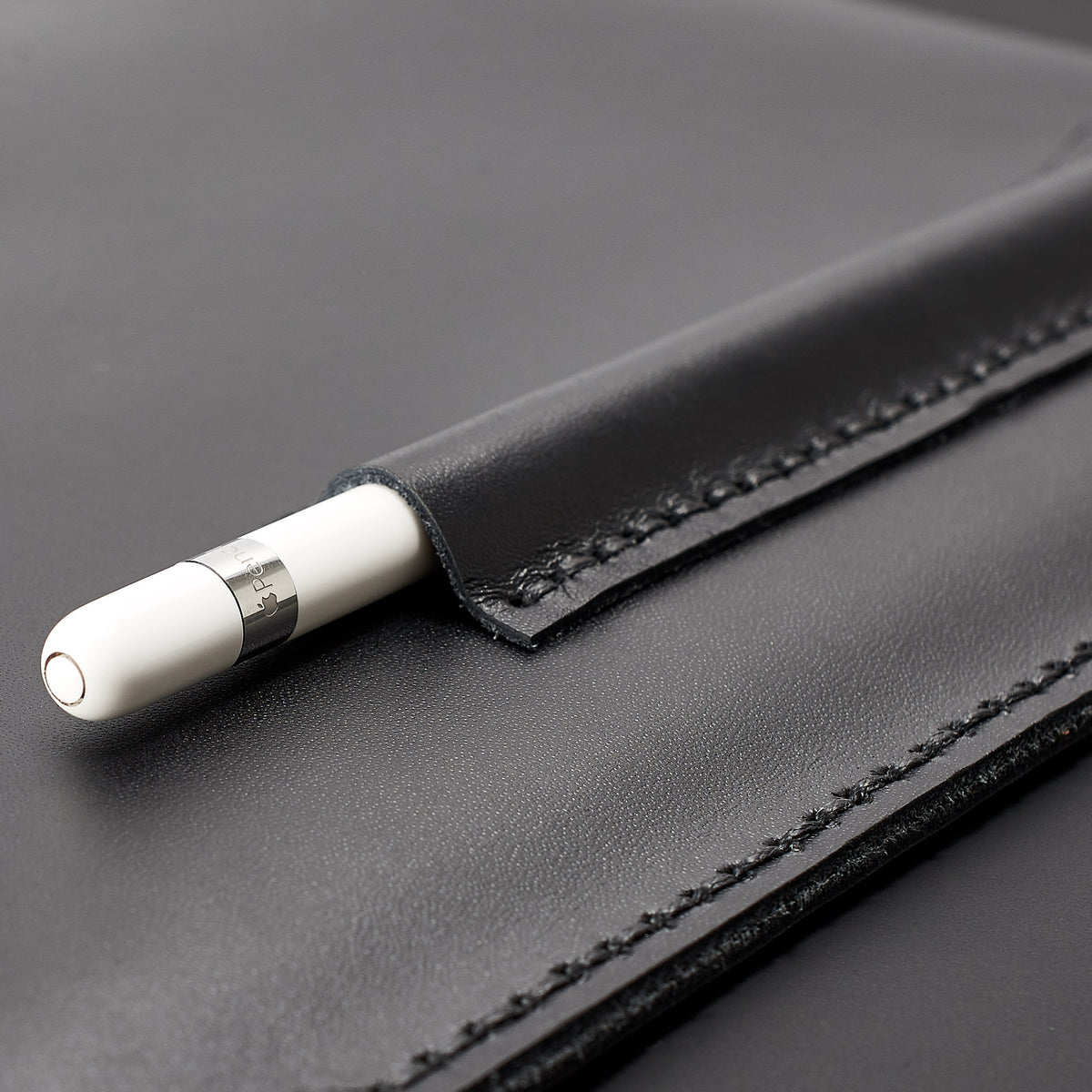 Apple Pencil holder detail. Capra Leather iPad pro leather sleeve. Black leather sleeve for iPad pro 10.5 inch 12.9 inch. Mens gifts