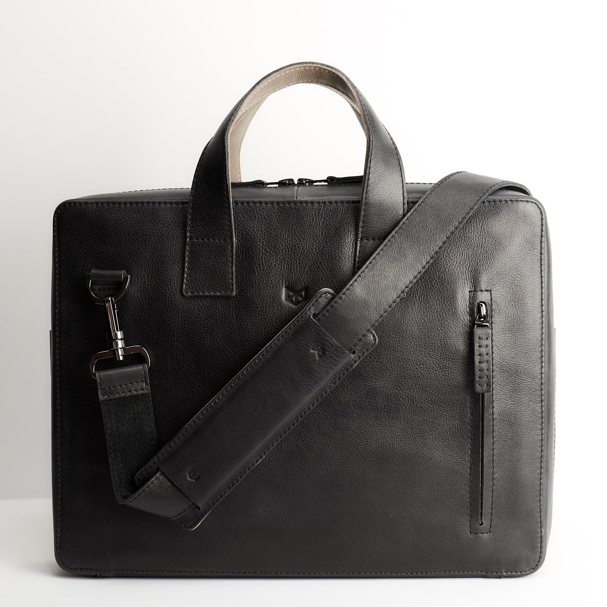 Extra padded shoulder strap detail. Leather briefcase for mens. Laptop workbag