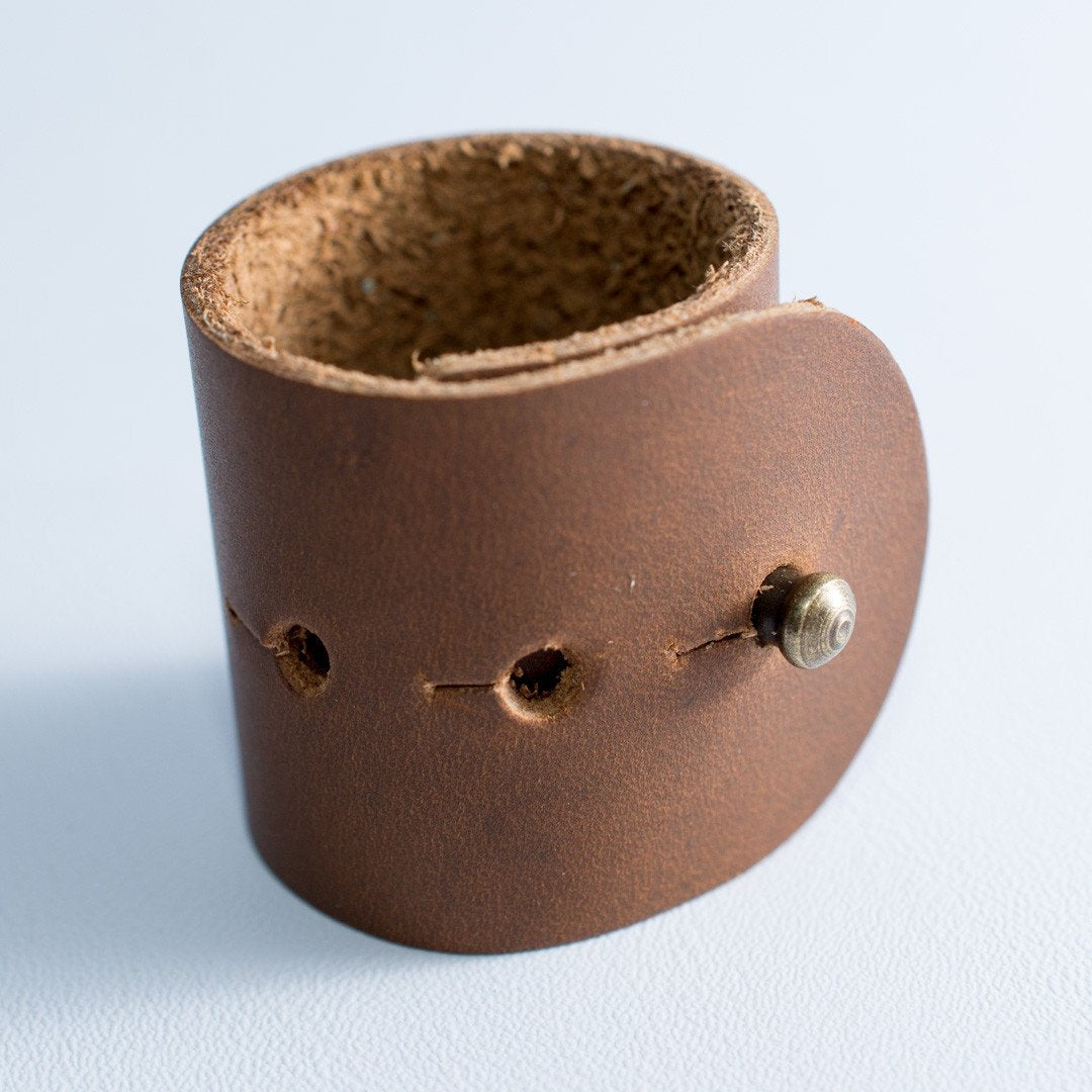 Cable tie, cable wrapper for laptop charger, avoid tangling with this cable organizer