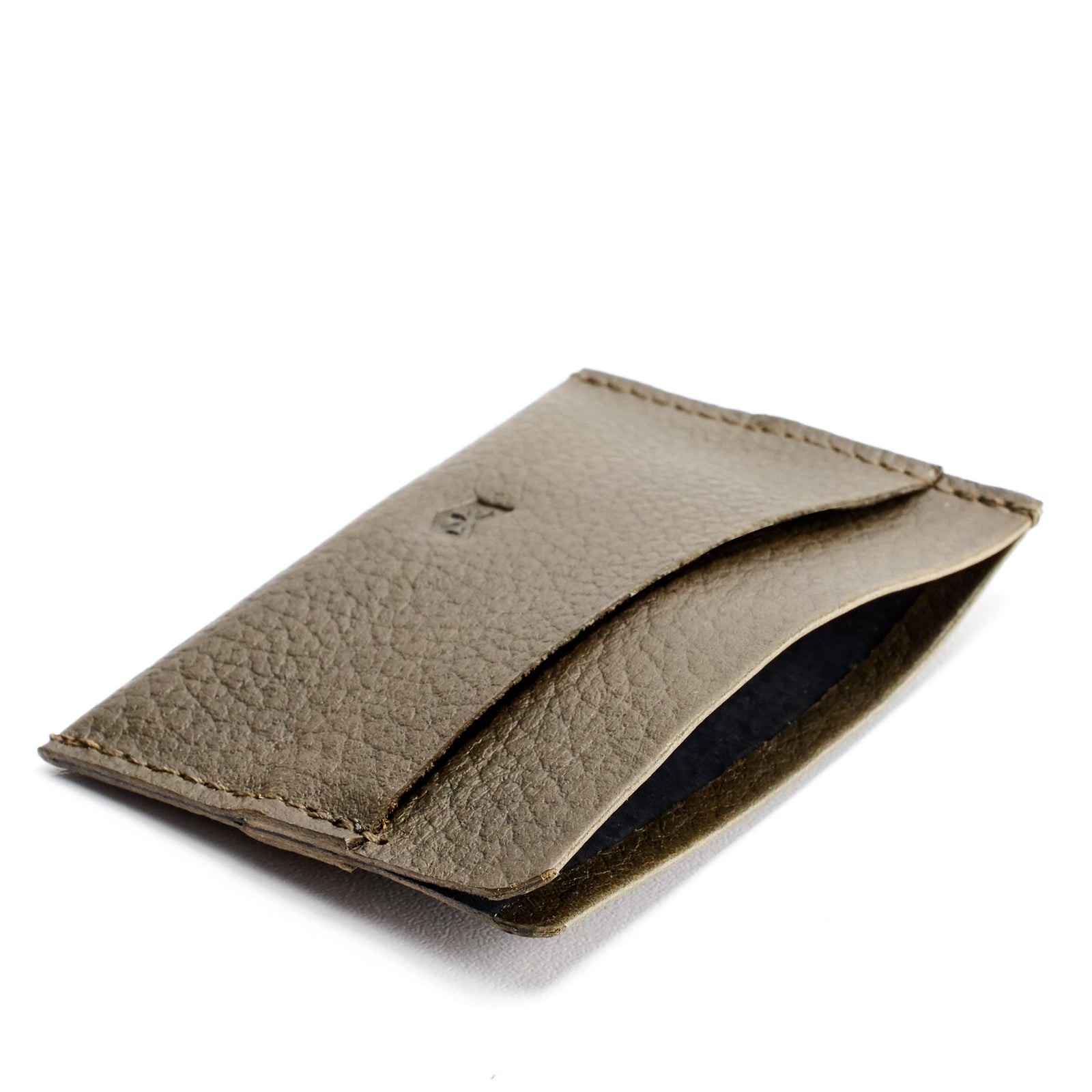 Soft anti scratch interior. Green card holder for men