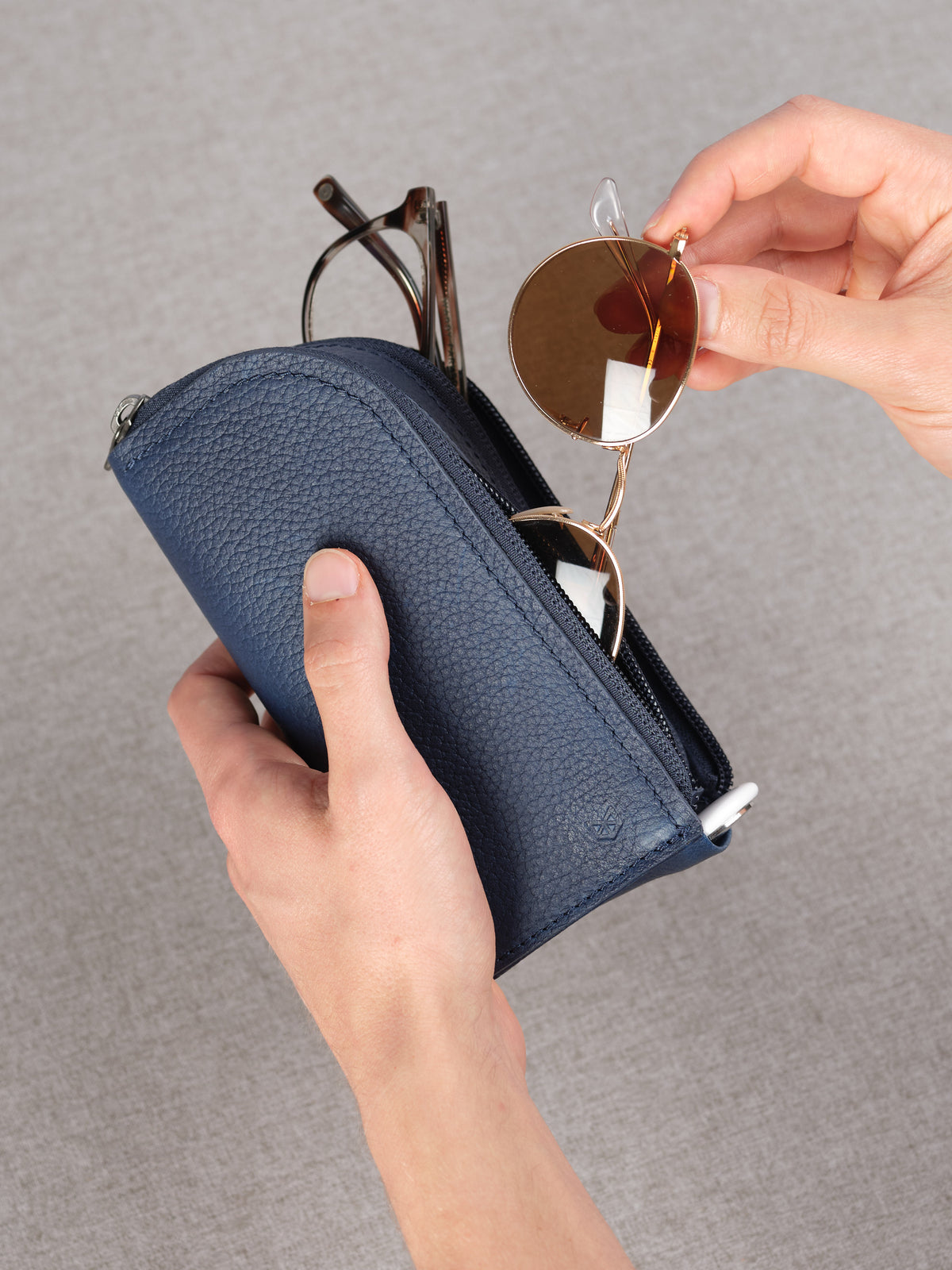 Double Glasses Case · Navy
