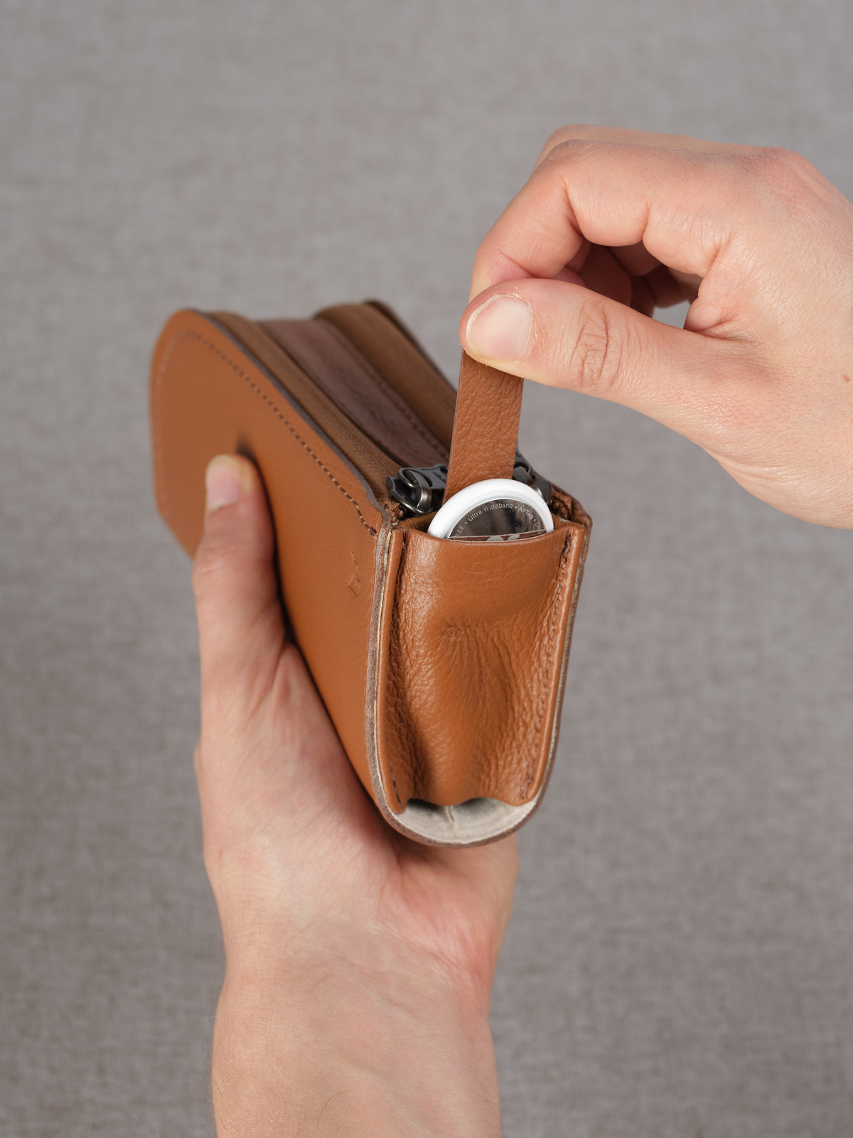 Double Glasses Case · Tan