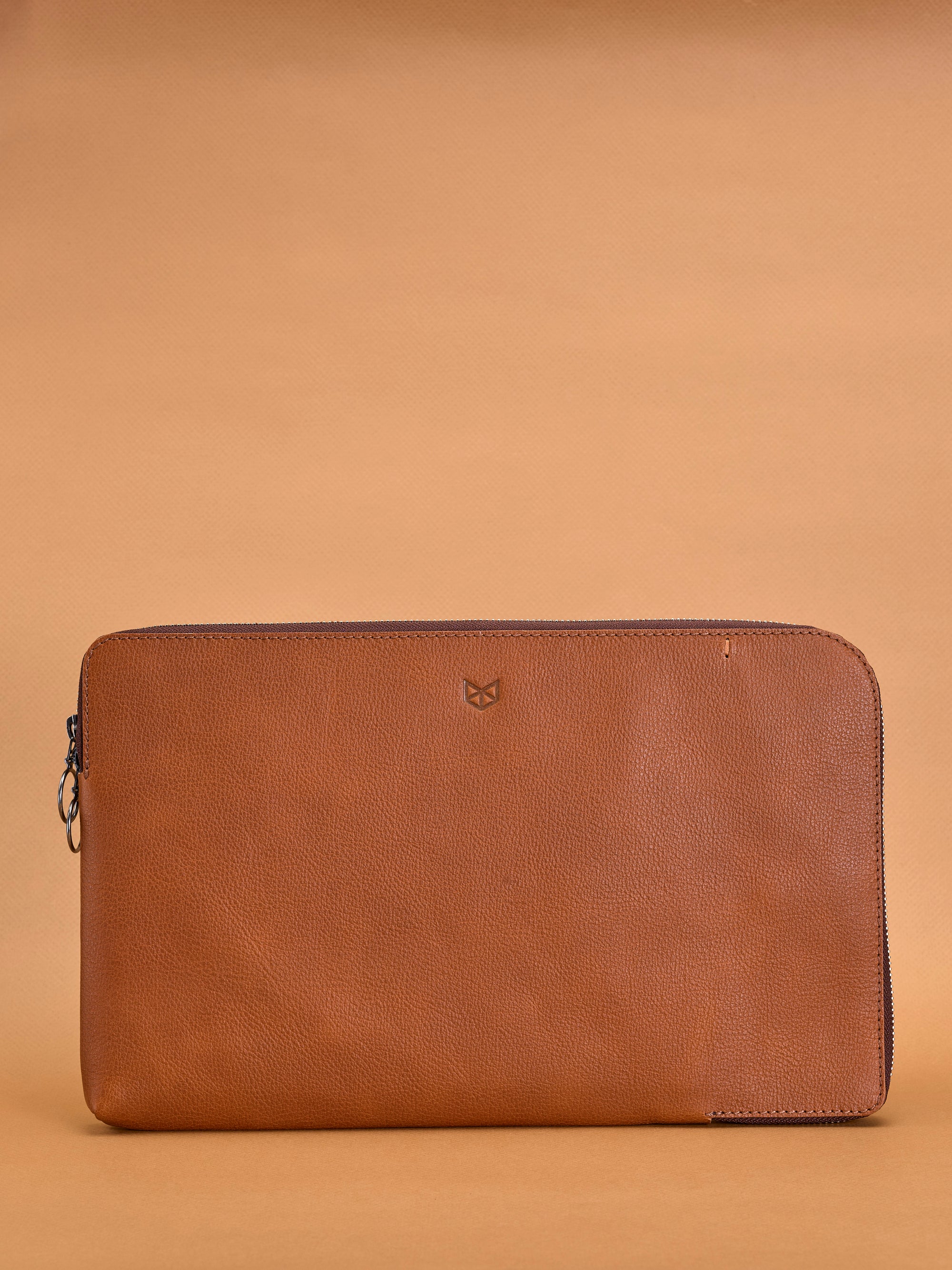 Front view. Draftsman 6 iPad Case Tan, iPad Pro 11-inch, iPad Pro 12.9-inch, M1 Chip by Capra Leather