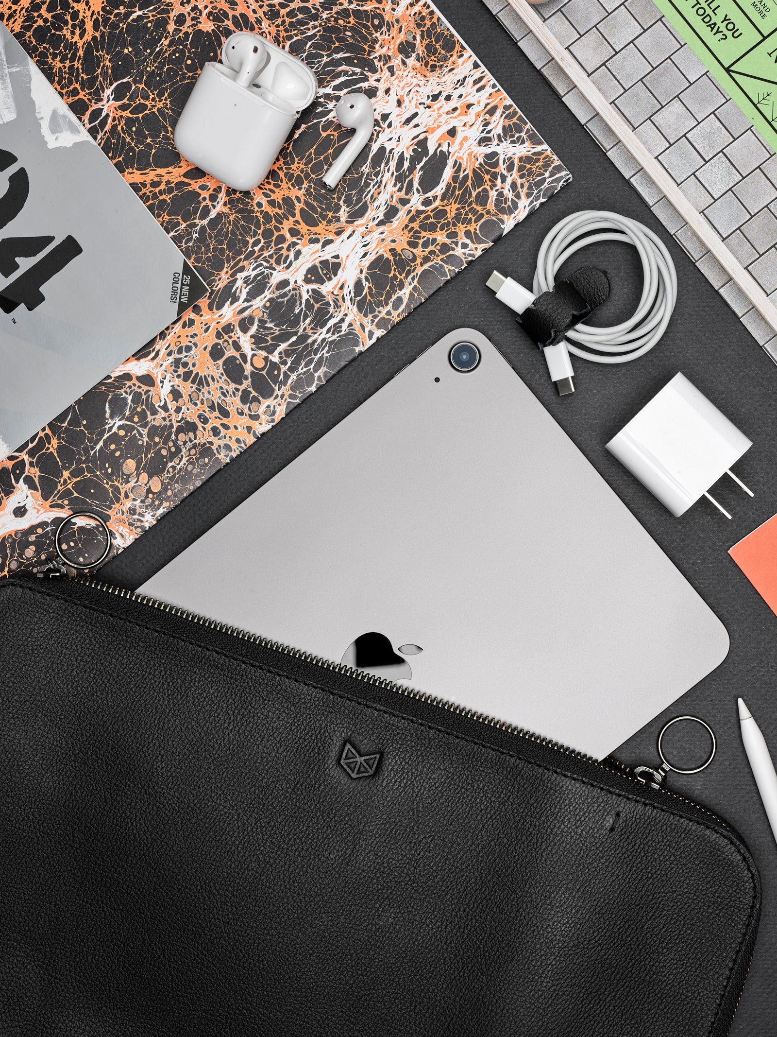 Apple accessories. Draftsman 6 iPad Case Black, iPad Pro 11-inch, iPad Pro 12.9-inch, M1 Chip by Capra Leather