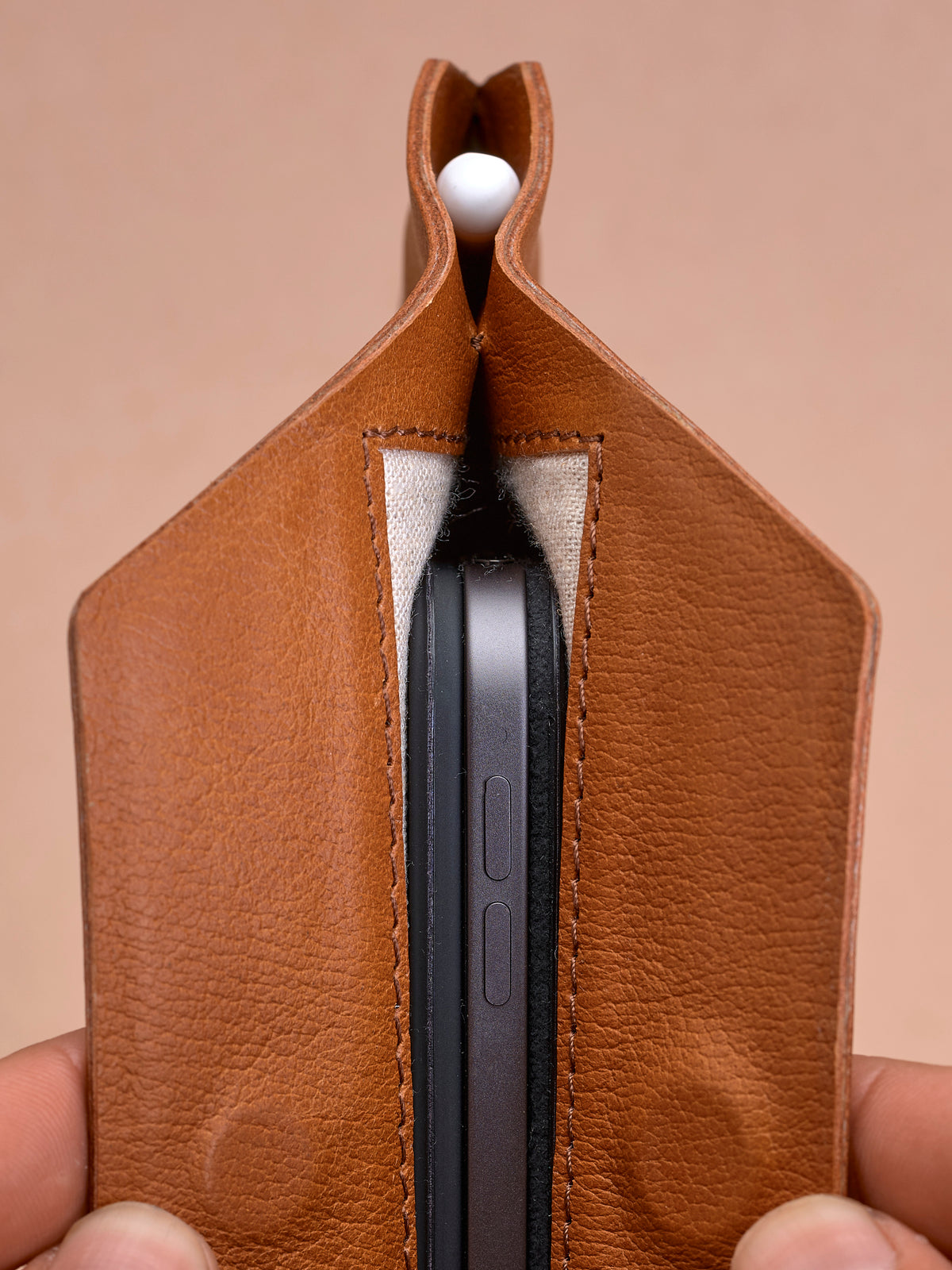 Quick access closure. Draftsman 7 iPad Sleeve Cover Tan, iPad Pro 11-inch, iPad Pro 12.9-inch, M1 Chip by Capra Leather