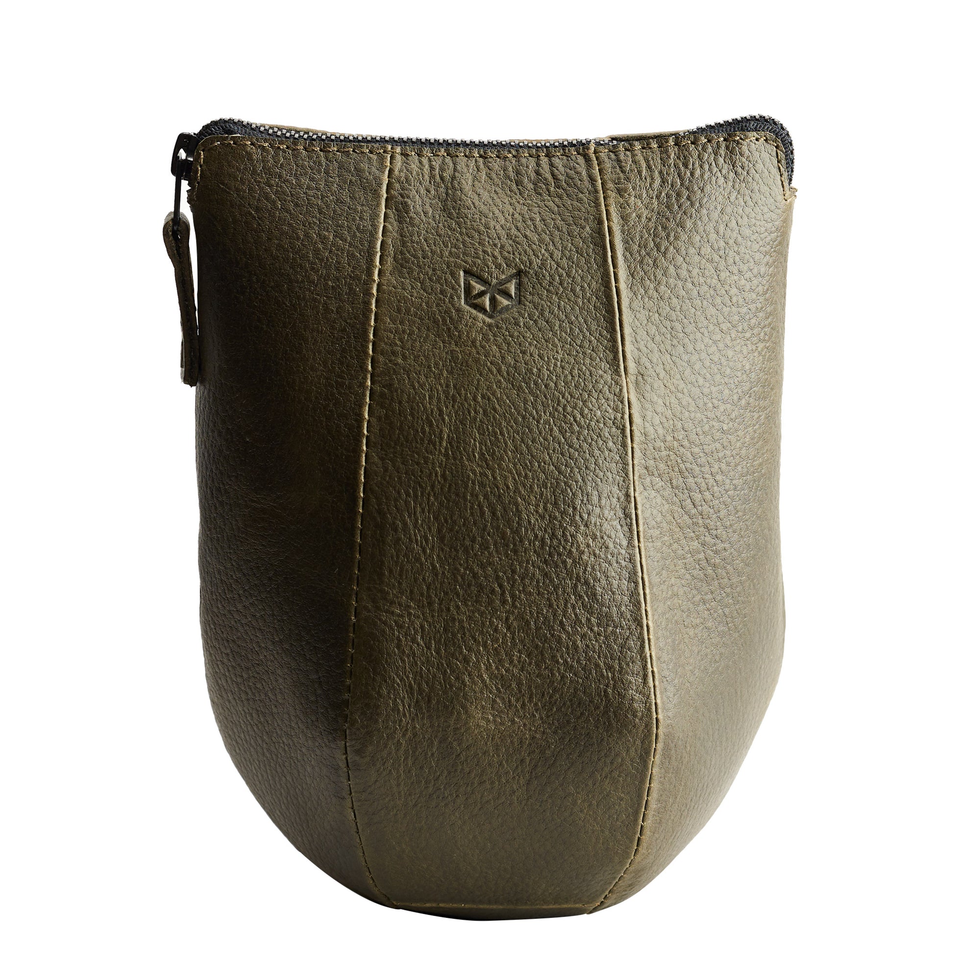 Green leather boxer dopp kit for men. Custom groomsmen gifts. Travel bag for men