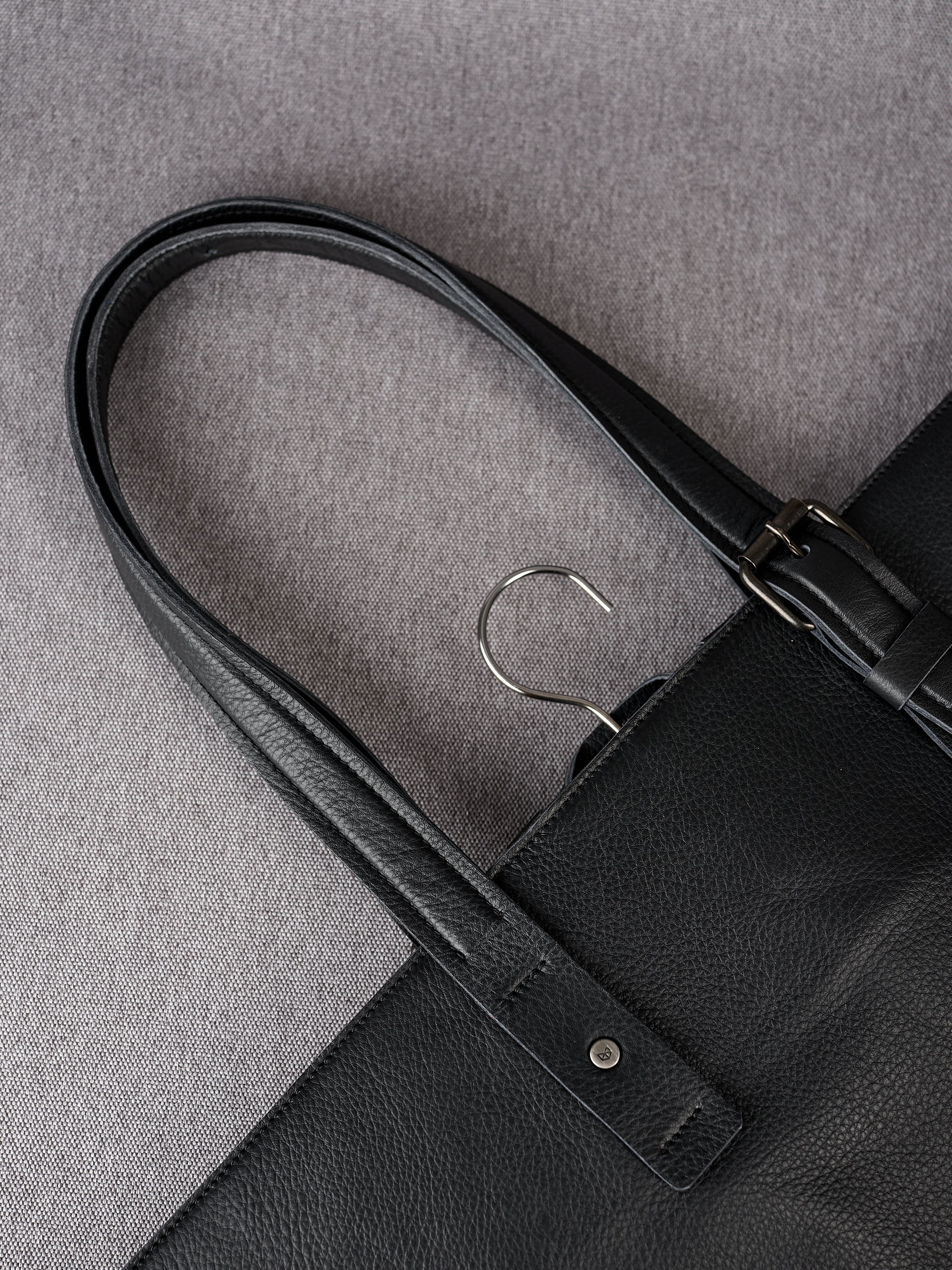 Leather Handles. Best Garment Bag Black by Capra