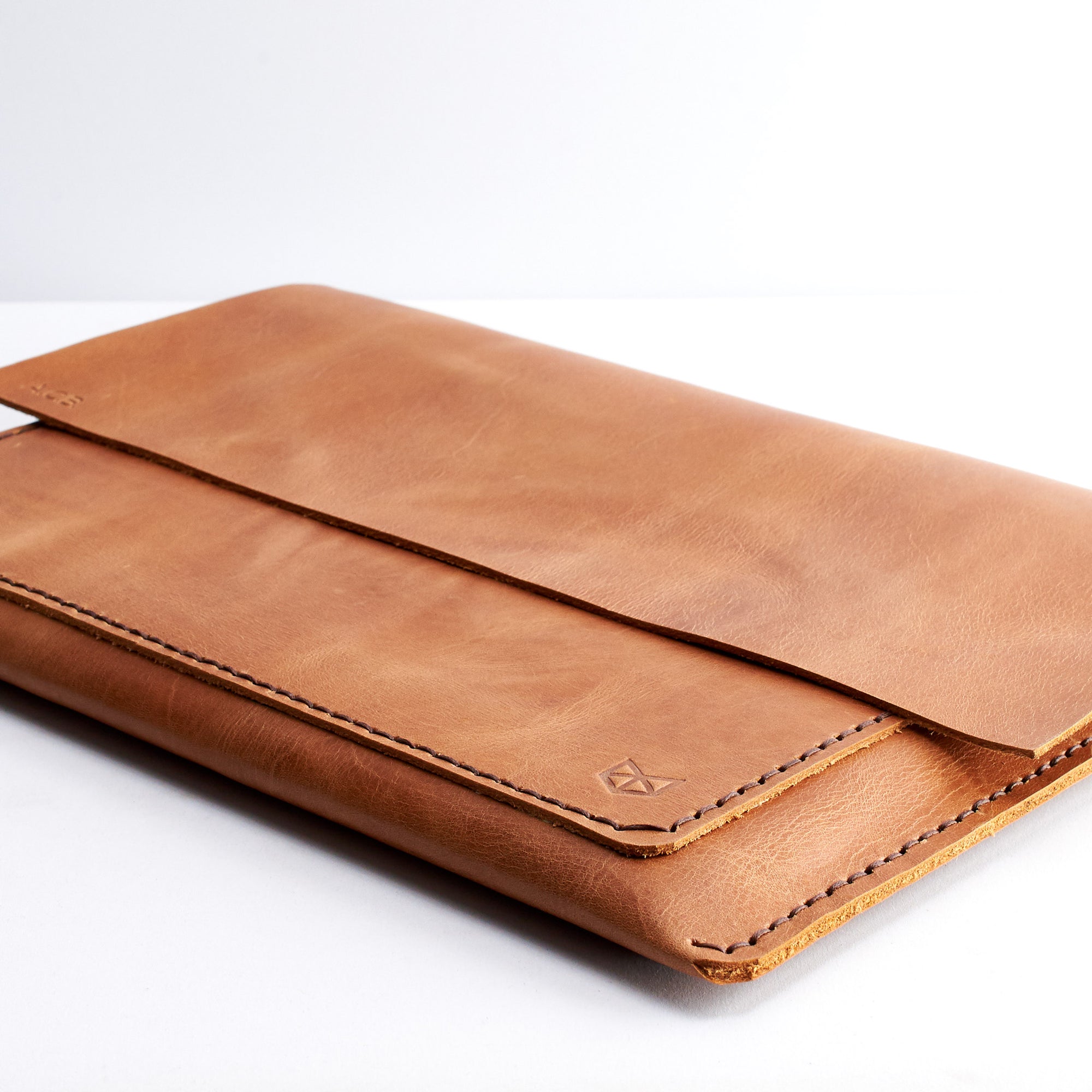 Hand Stitched. Tan Leather MacBook Case. Postman MacBook Sleeve by Capra Leather