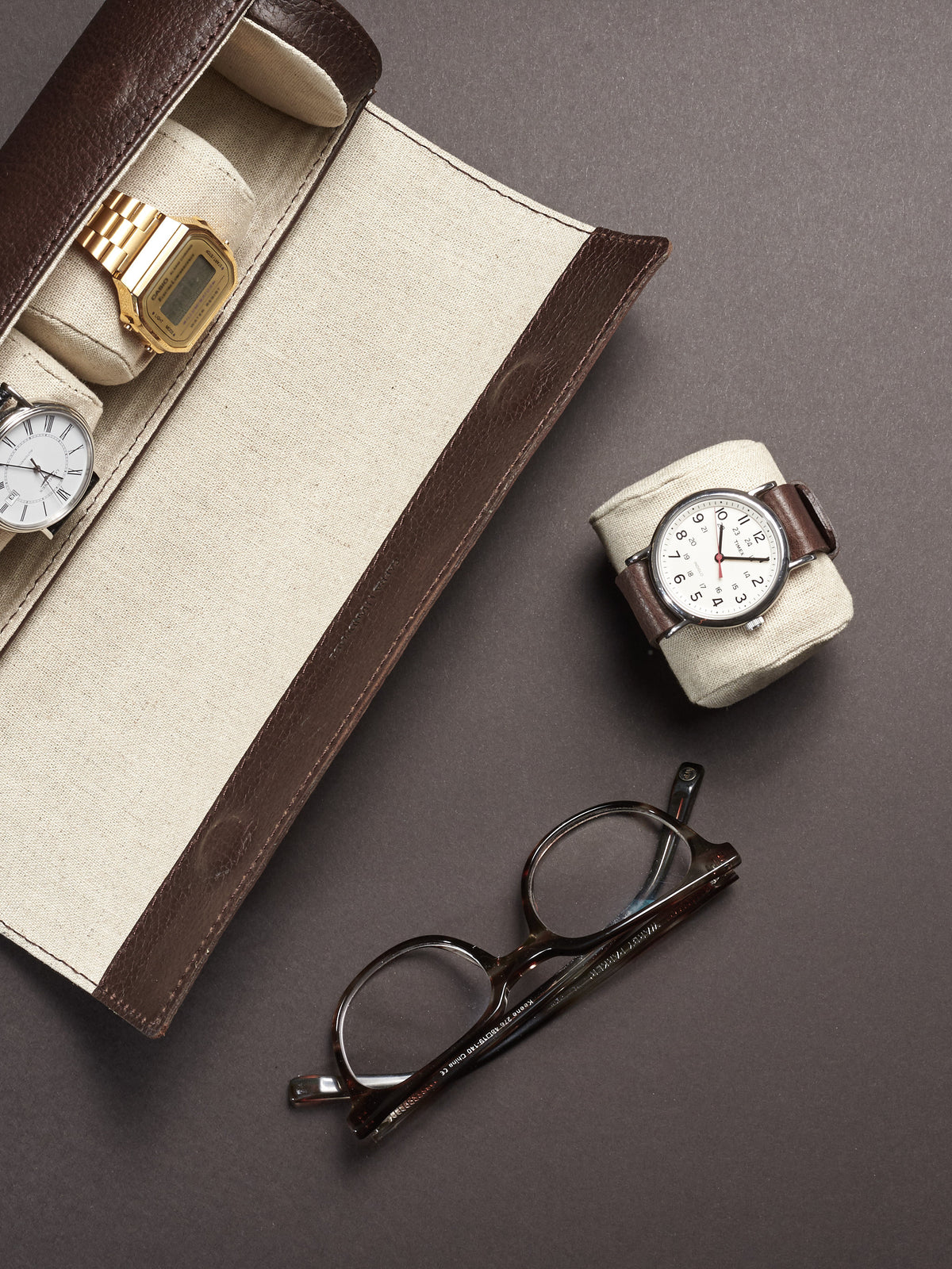 Hamilton watch travel case dark brown by Capra Leather