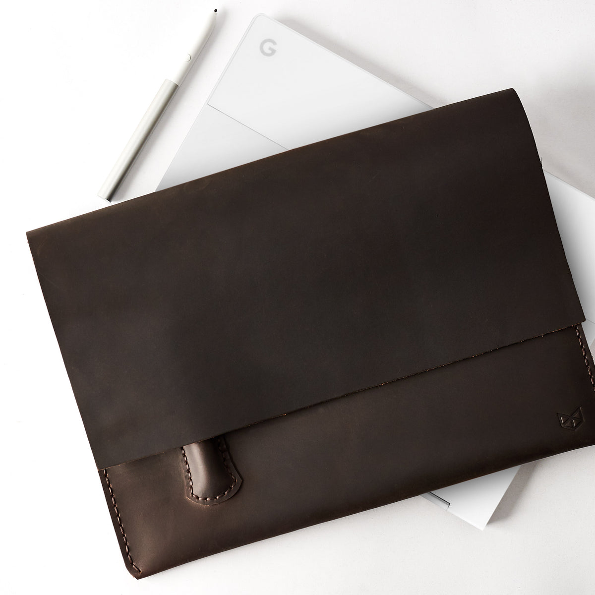 Google Pixelbook laptop dark brown sleeve with pencil holder