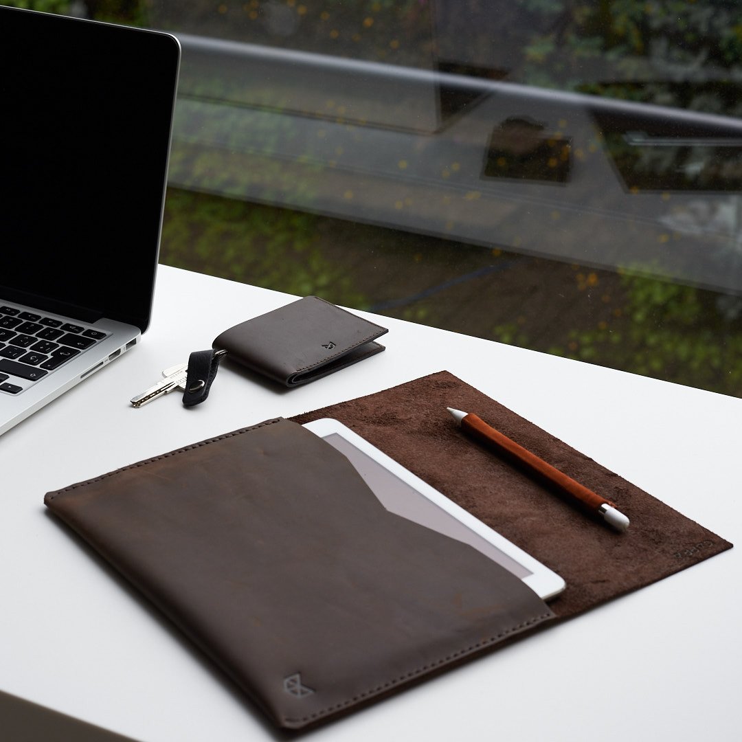 Apple Pencil Holder. iPad Sleeve. Leather Case Brown for iPad by Capra Leather